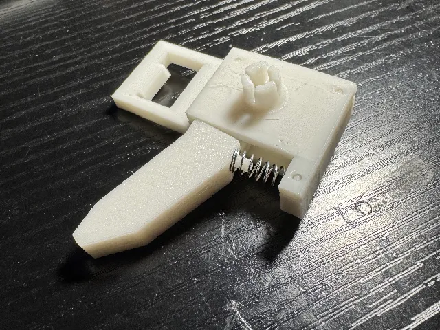 Qidi Q1 Pro Filament Cutter