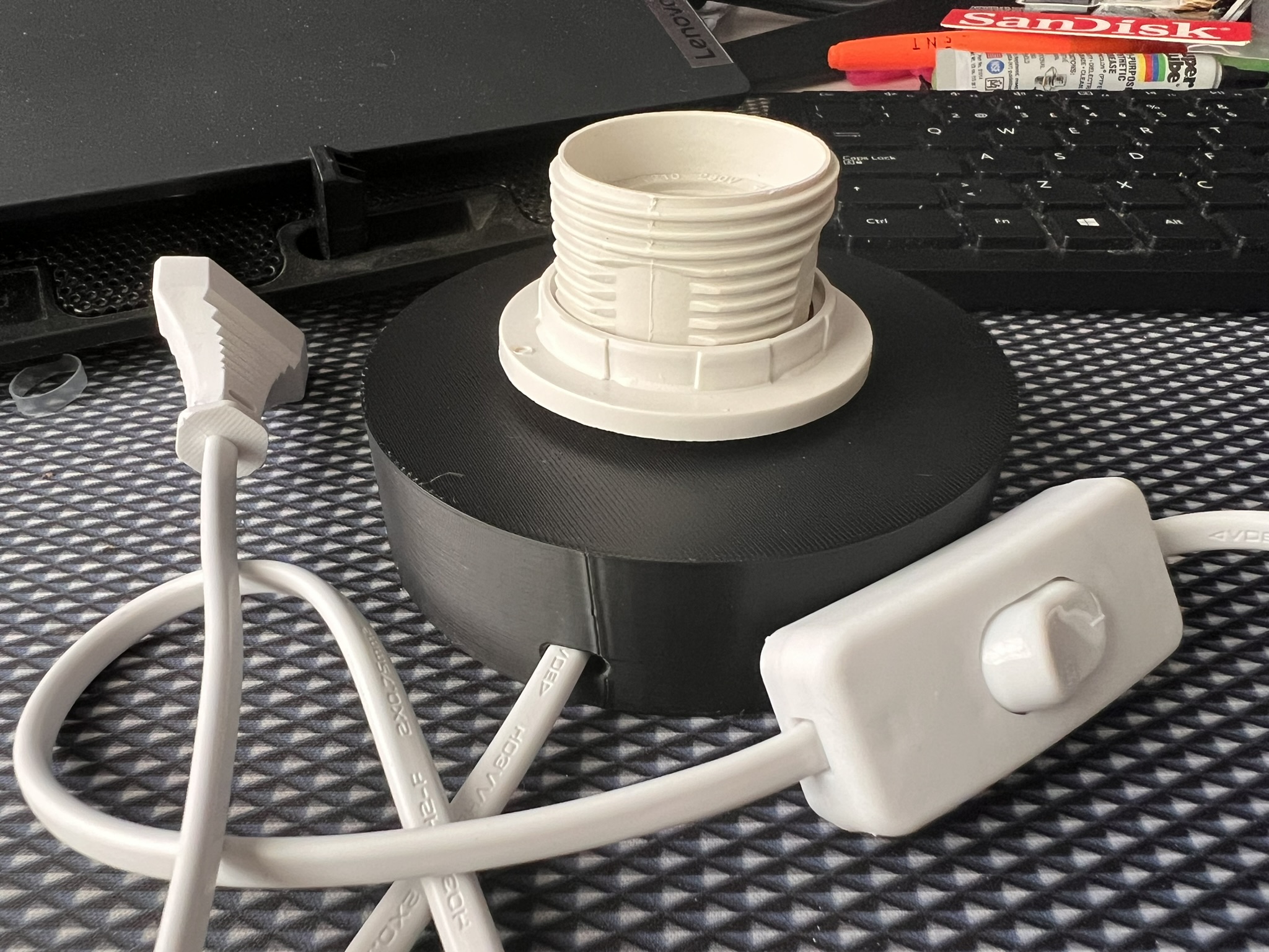 LAMP BASE E27 SUPPORT — thumbnail 3