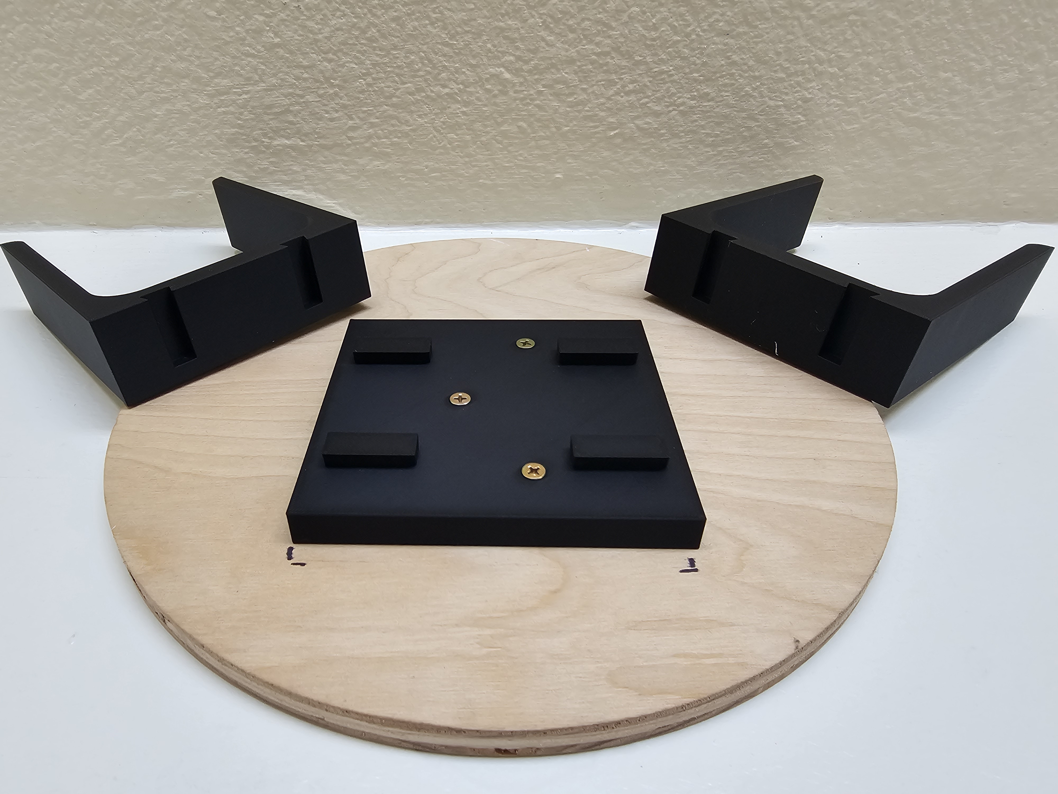 Miniatura 6 do modelo 3D Slide-On Sofa Armrest Table