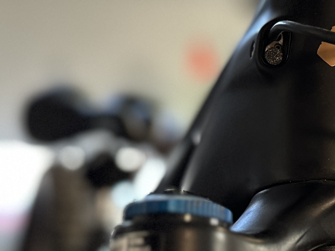 Bike Frame Plug for Empty Cable Port by vidision Download free STL