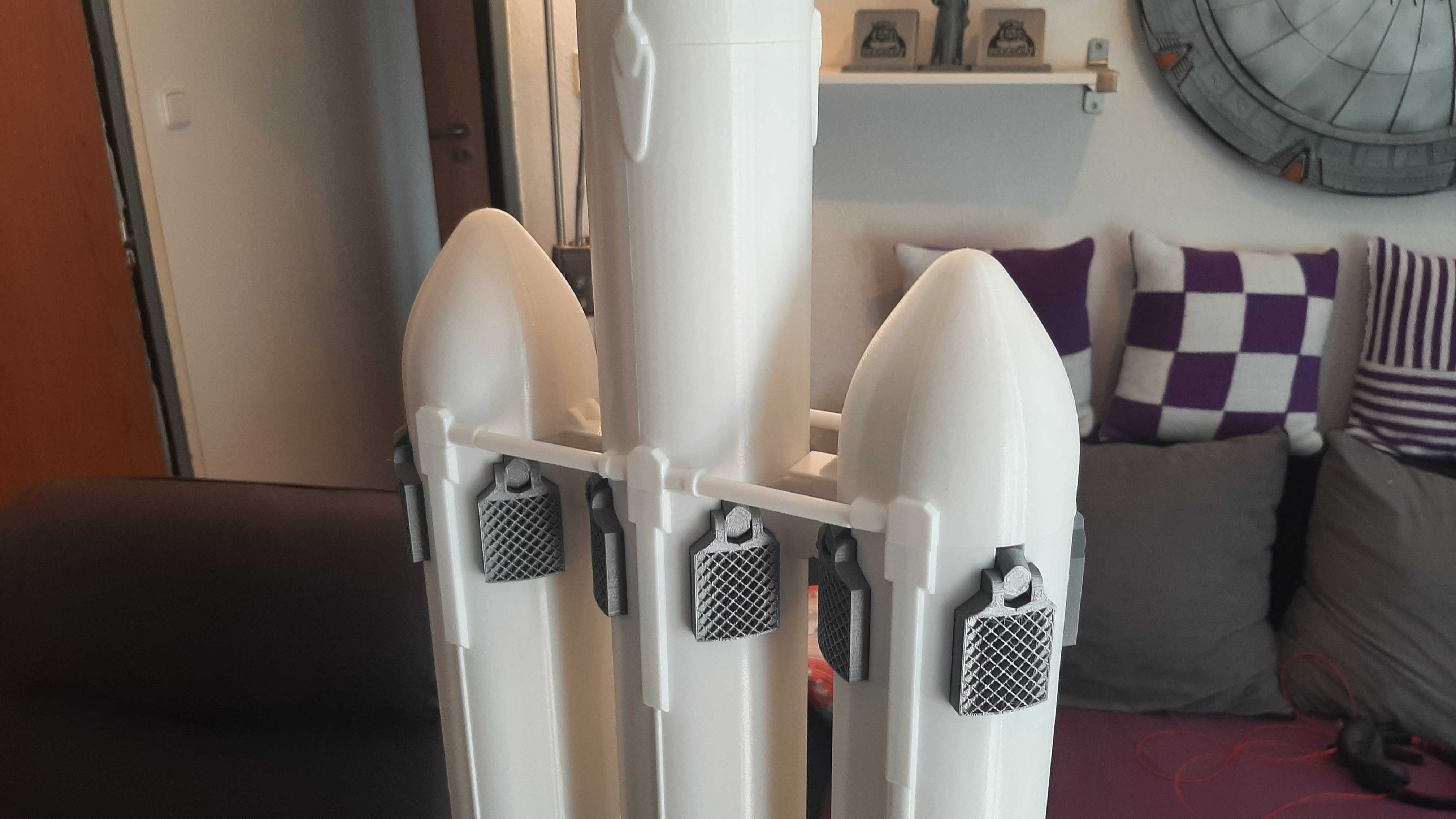 Falcon Heavy 1/48 — thumbnail 4