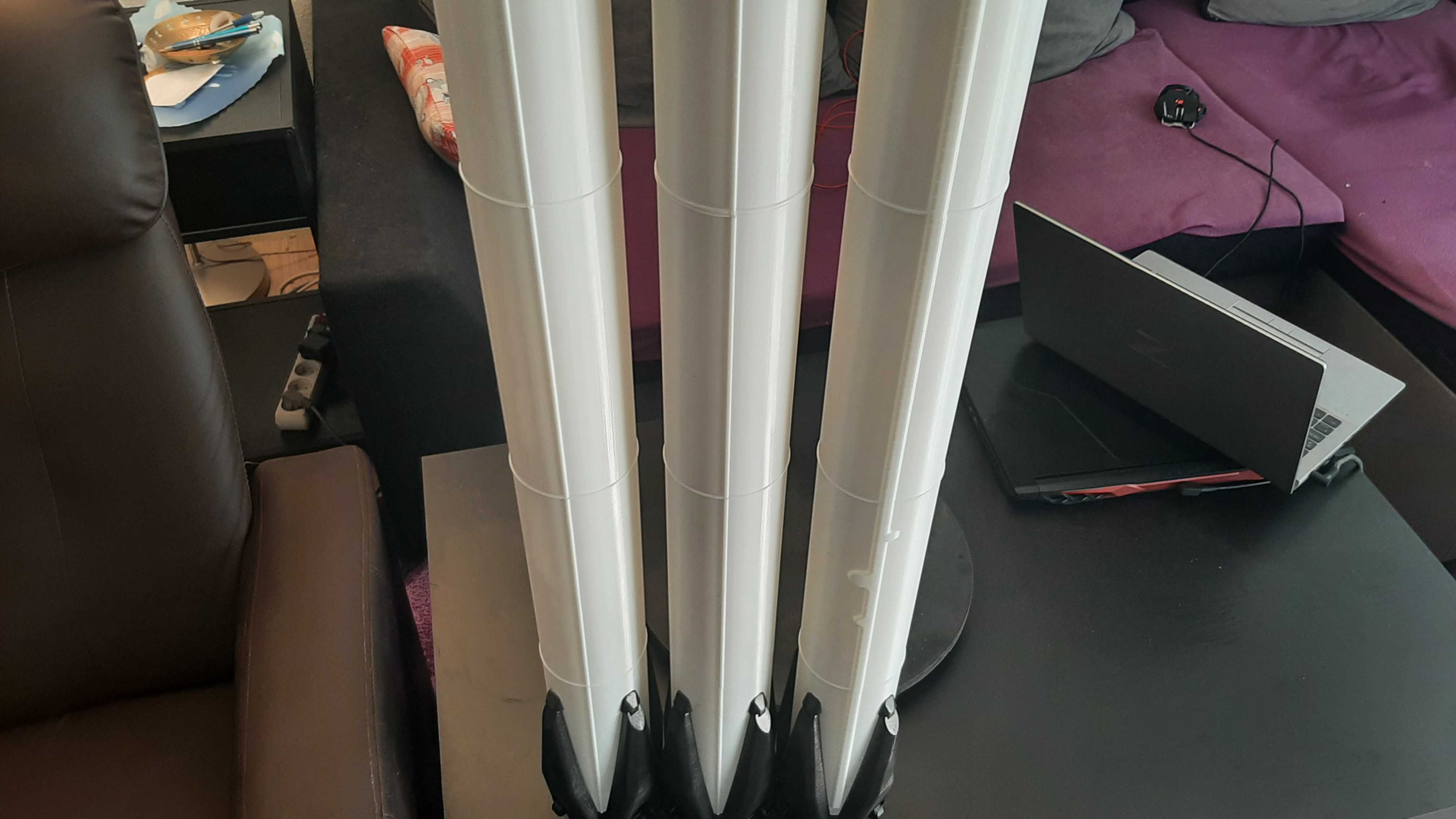 Falcon Heavy 1/48 — thumbnail 3