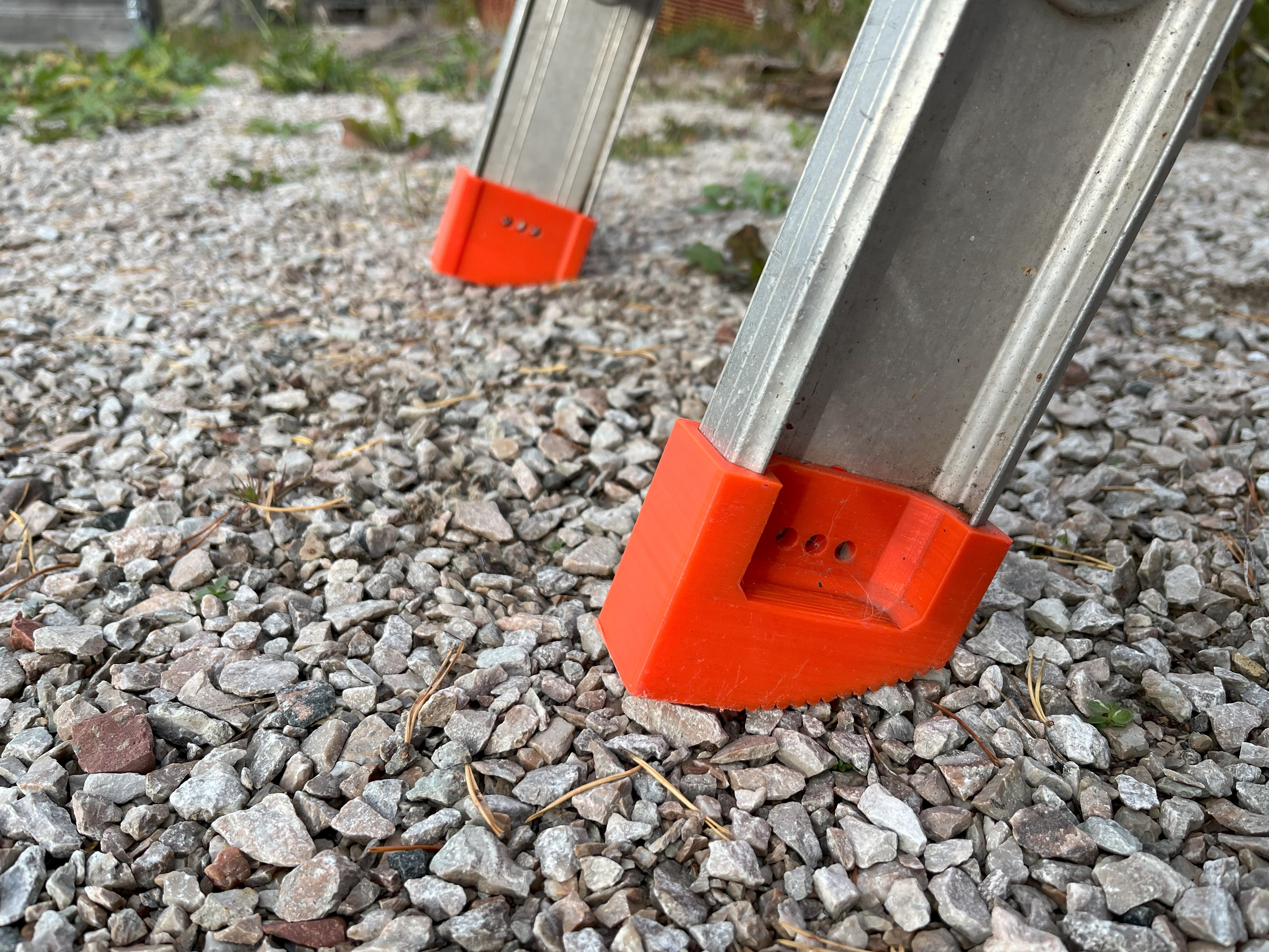 Altrex ladder feet