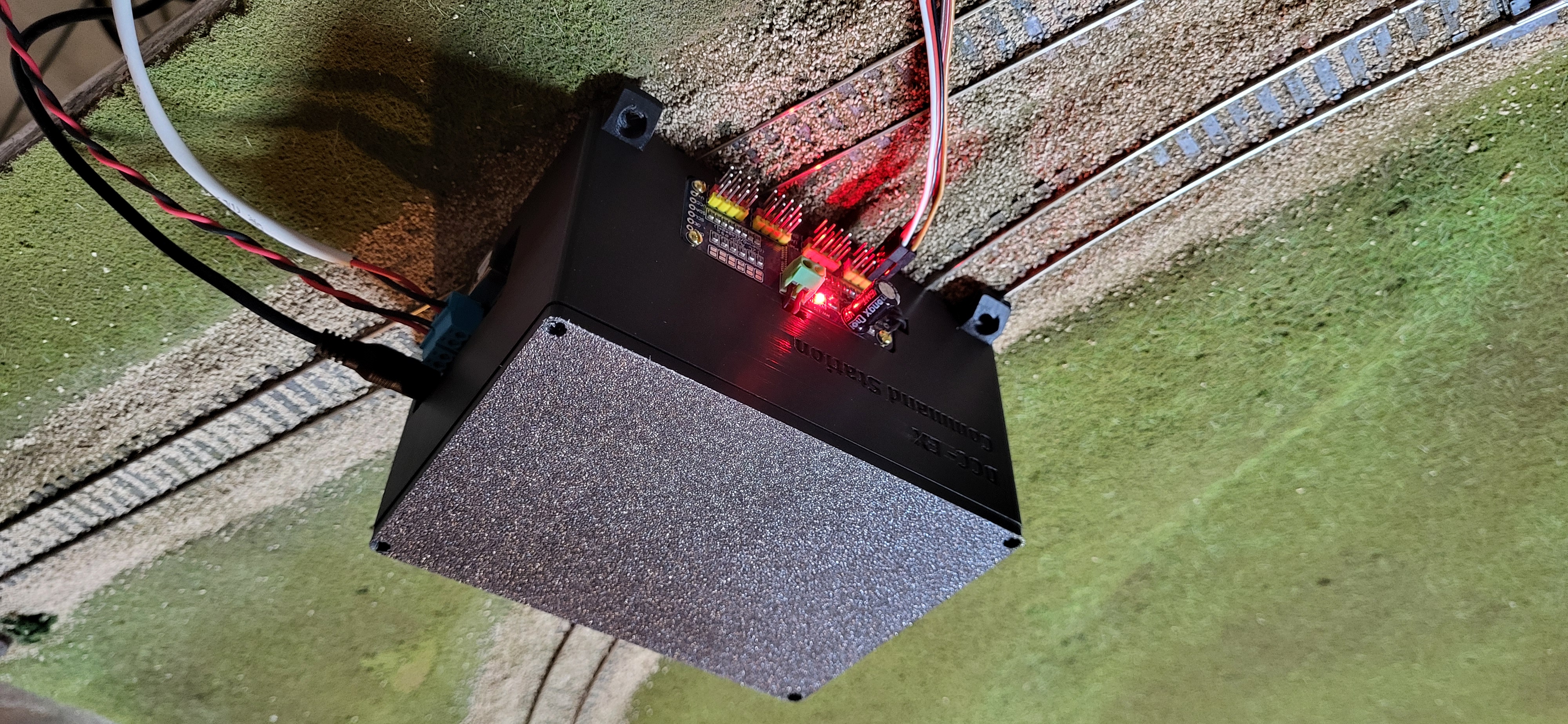 DCCEX Command Station Case by Shawn Stoll Download free STL model