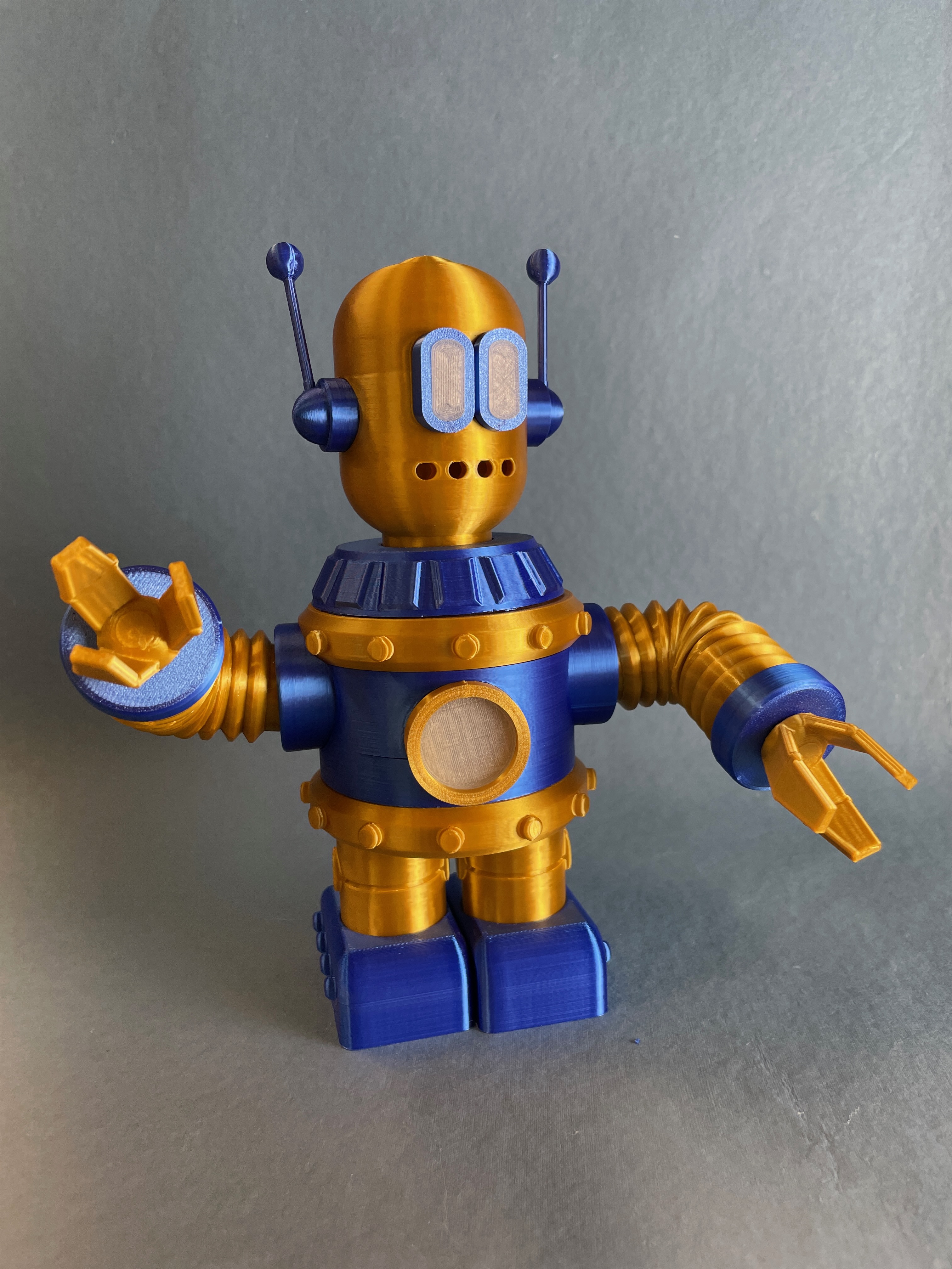 ReBOT Retro Robot by larz21 Download free STL model