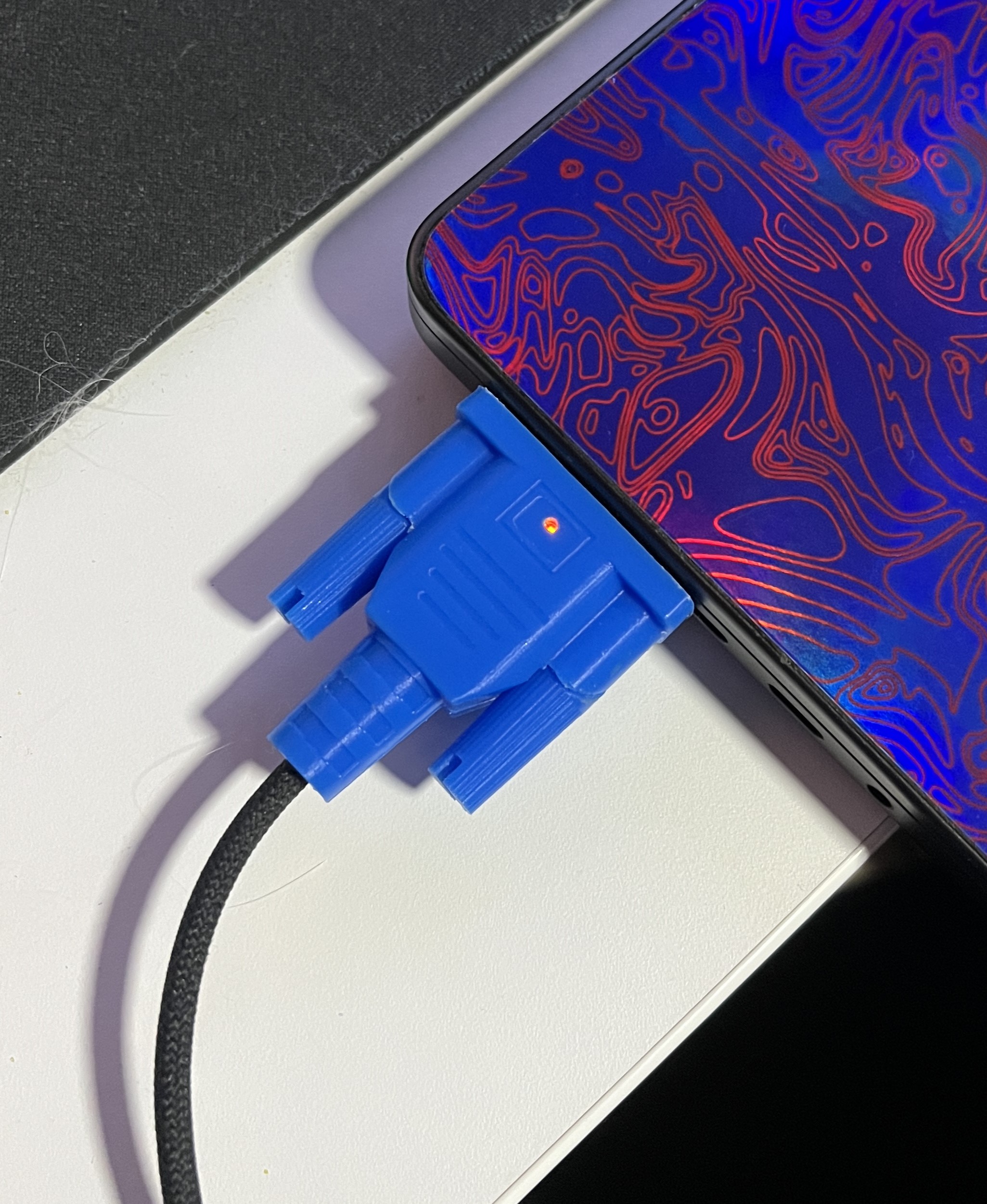 MacBook MagSafe 3 VGA imitation/mock cable relief