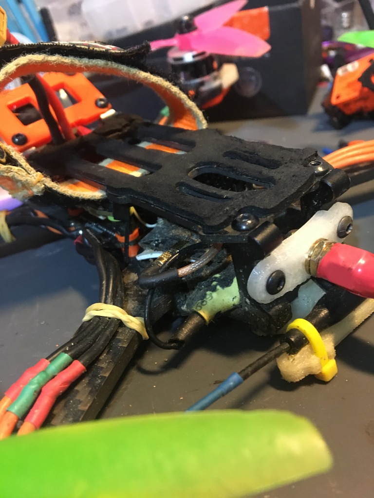 Armattan Rooster vtx antenna mount