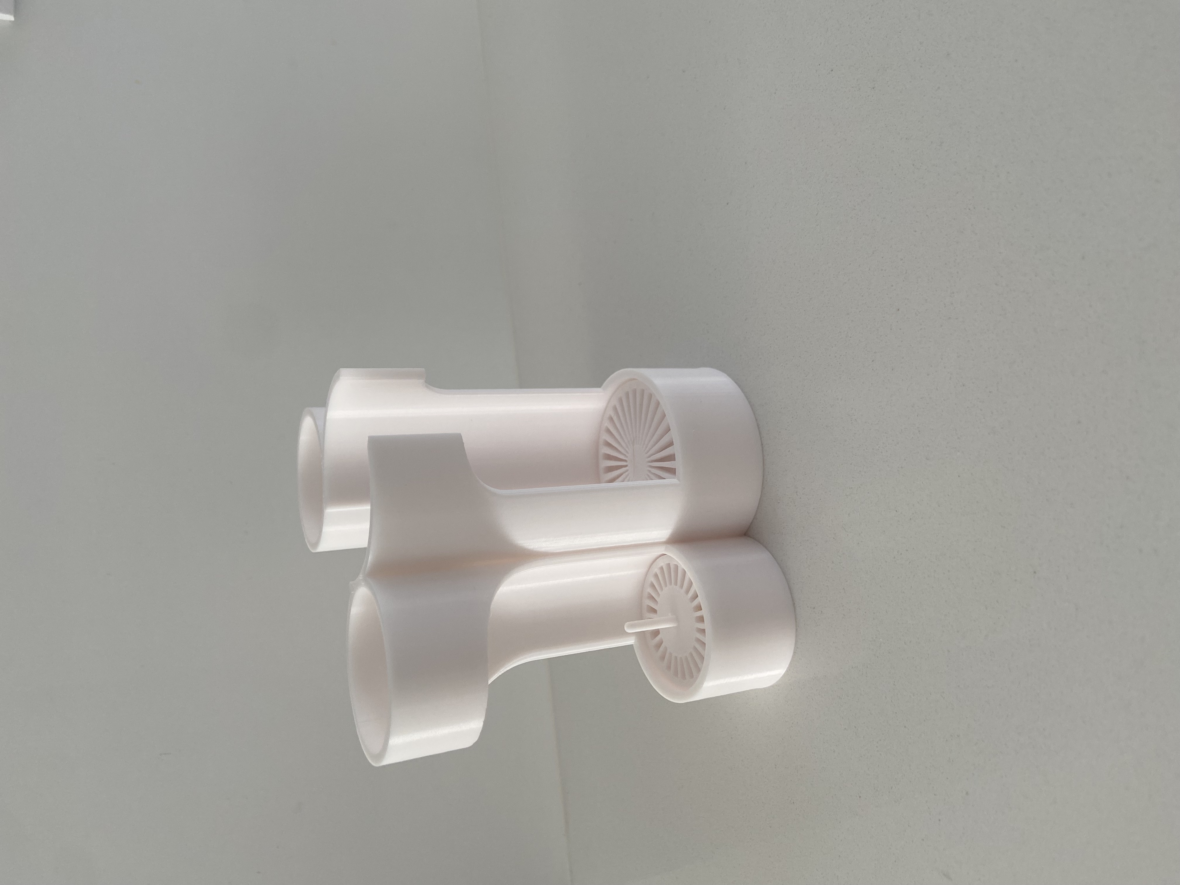 Toothbrush and toothpaste support — thumbnail 3