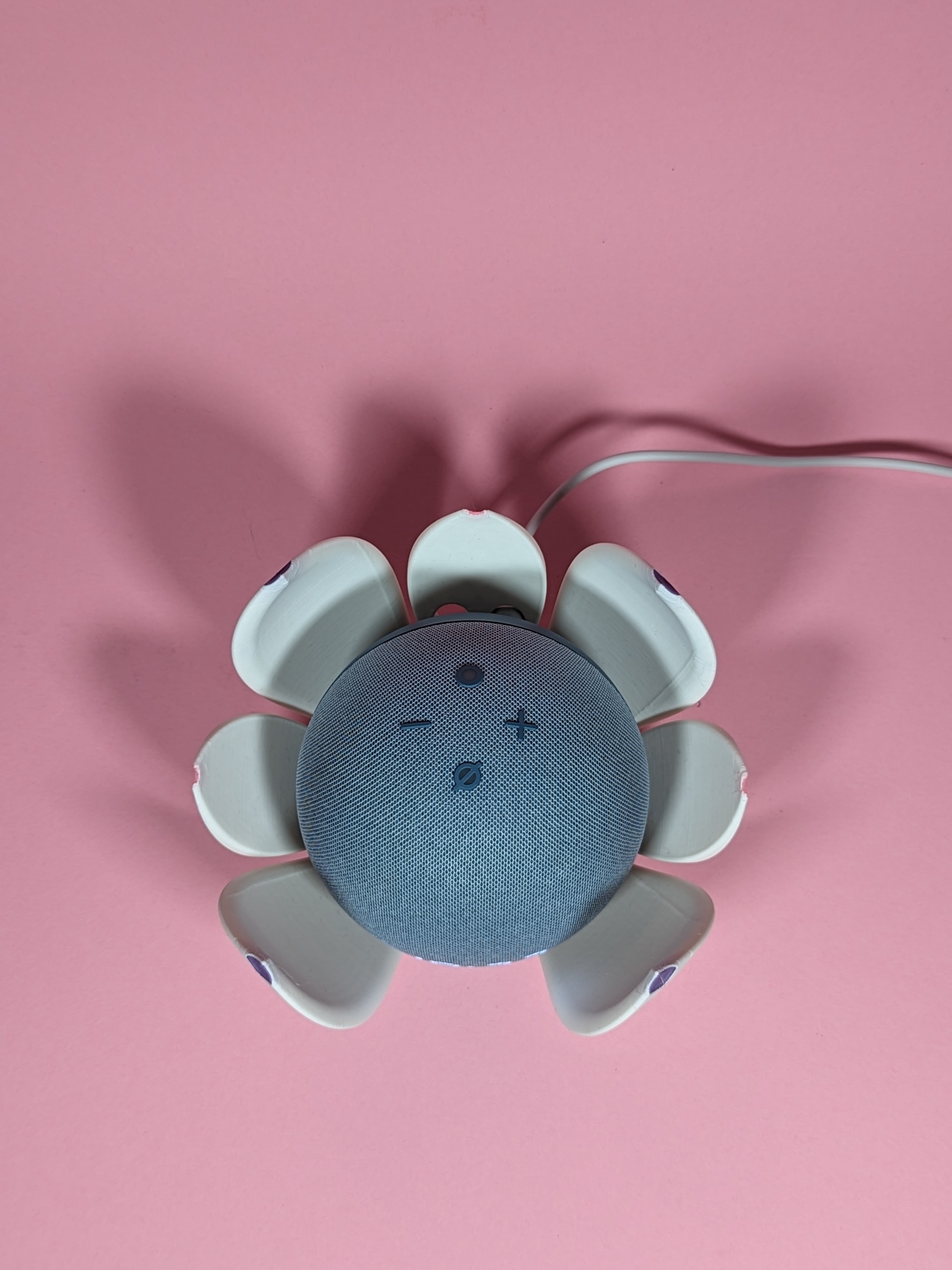Echo Dot Lotus Dock — thumbnail 3