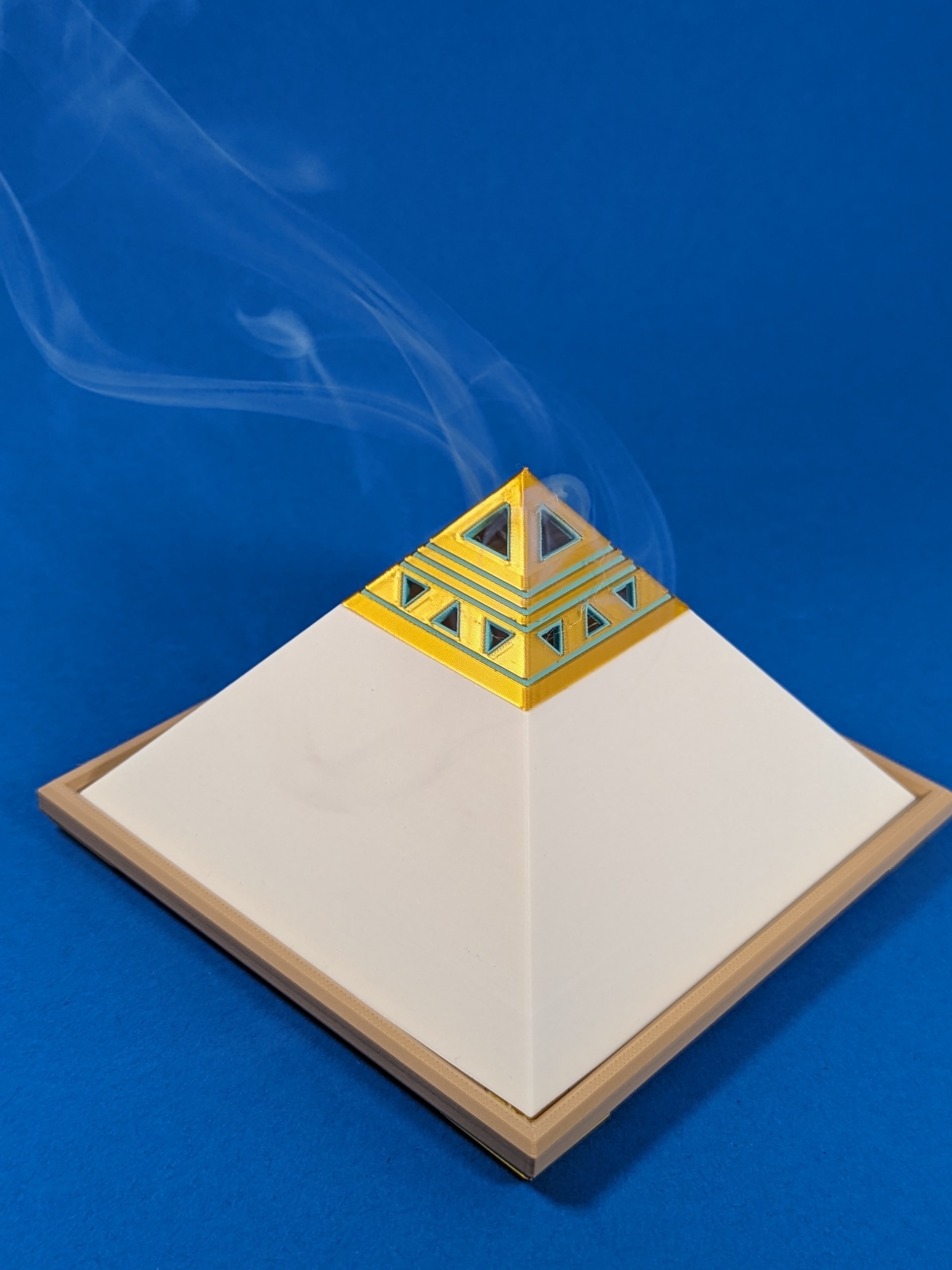 Pyramid Incense Box by Mo Download free STL model