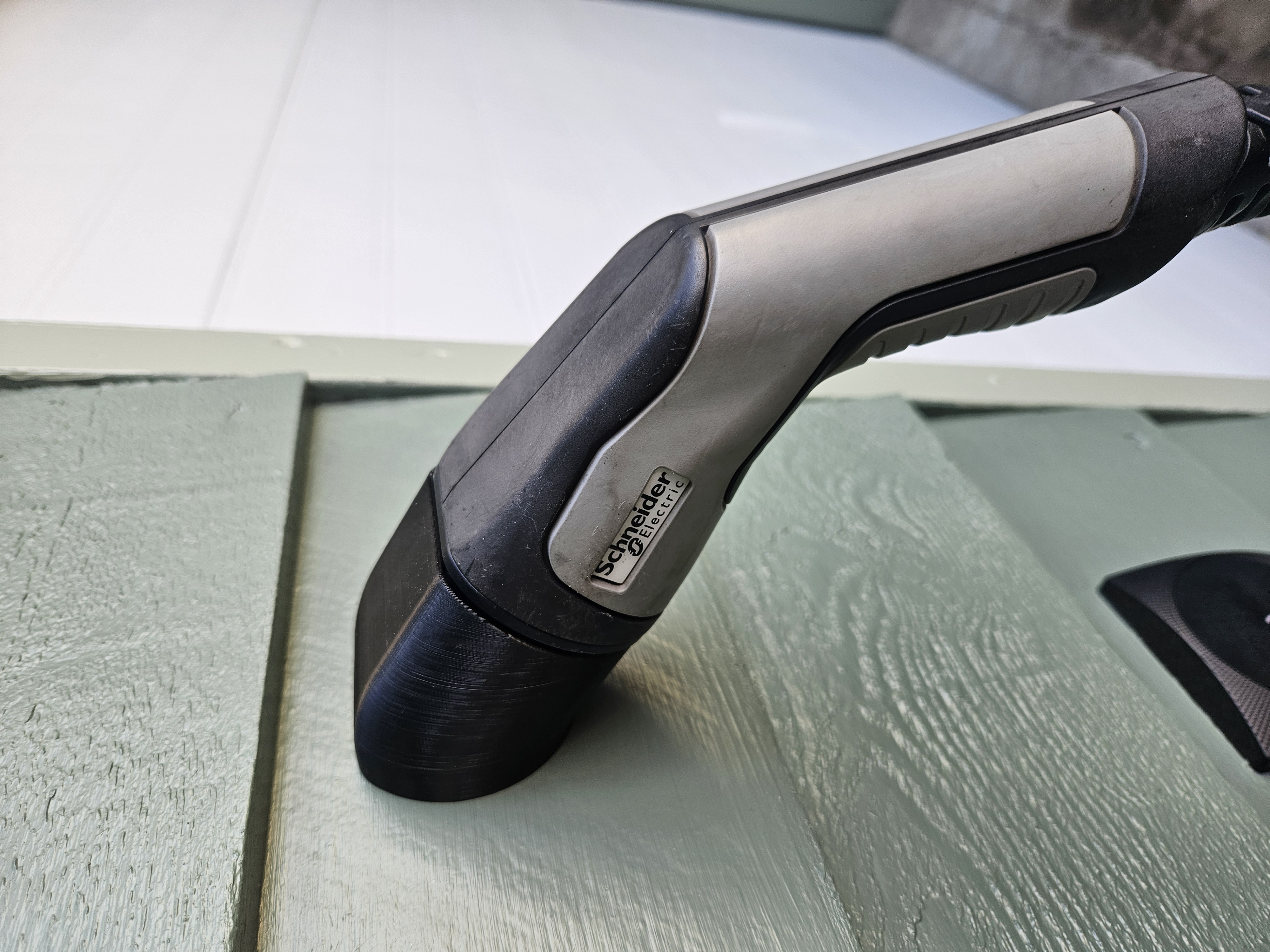 Sleek Wall Mount for EV Plug (Mennekes / Type 2)