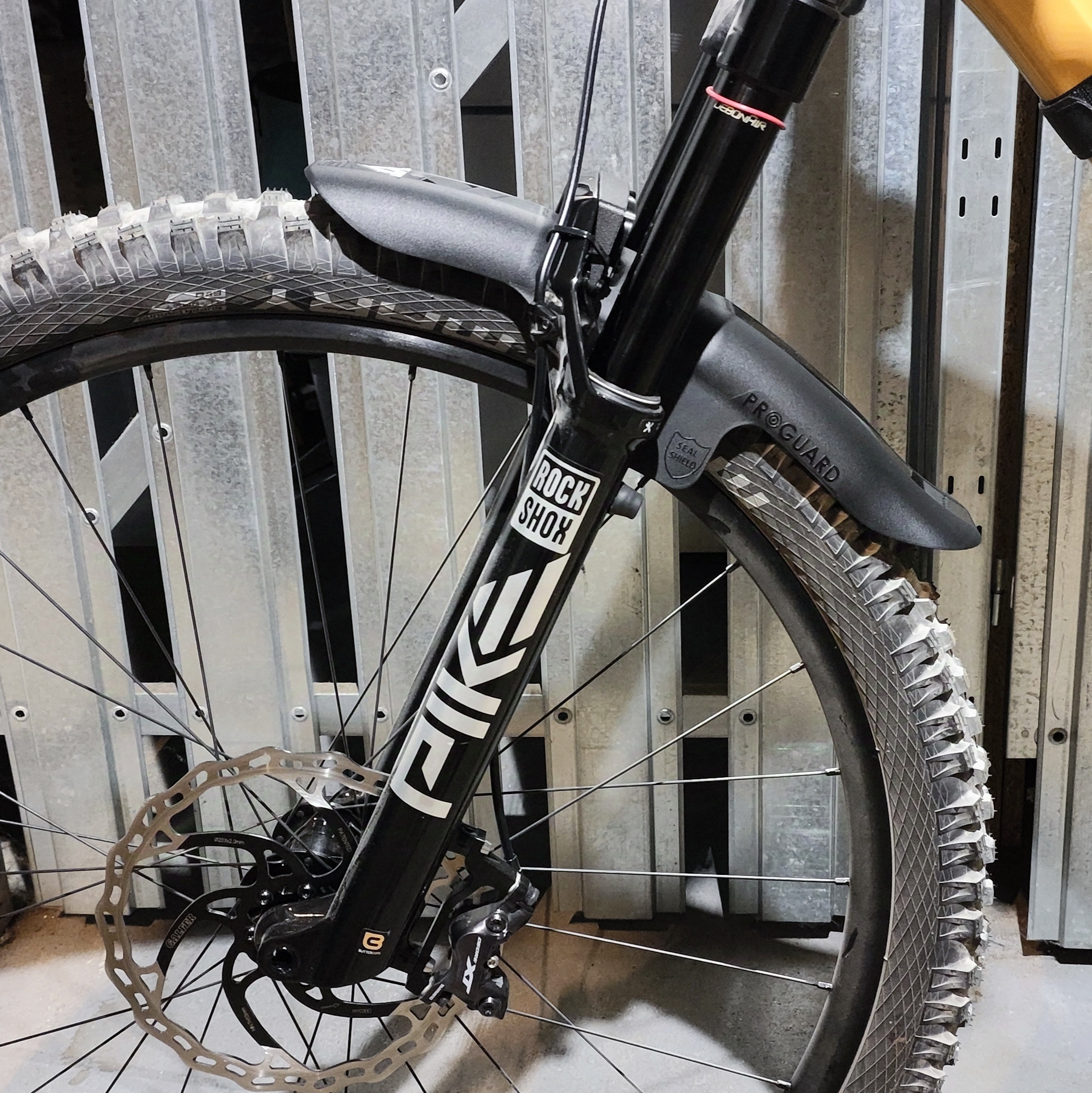 RRP bolt-on fender adapter - RockShox Pike Lyrik 2023