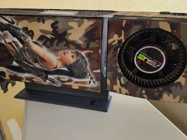 Display stand for graphic cards
