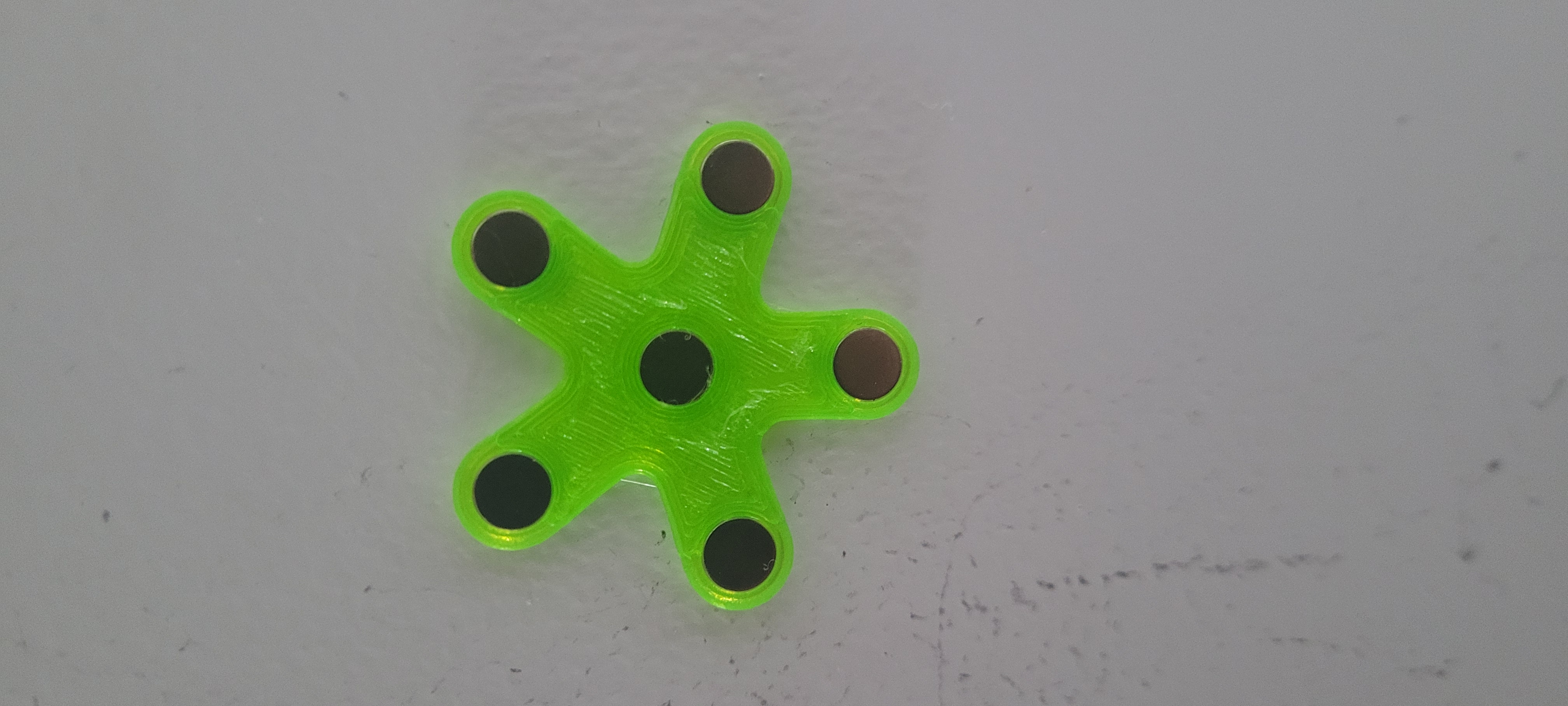 Basic key magnetic key holder