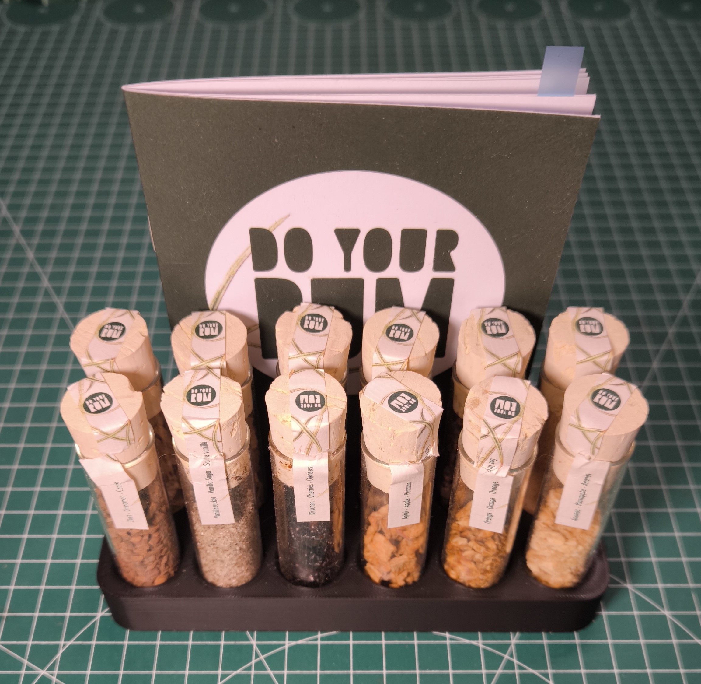 Spice rack for tubes