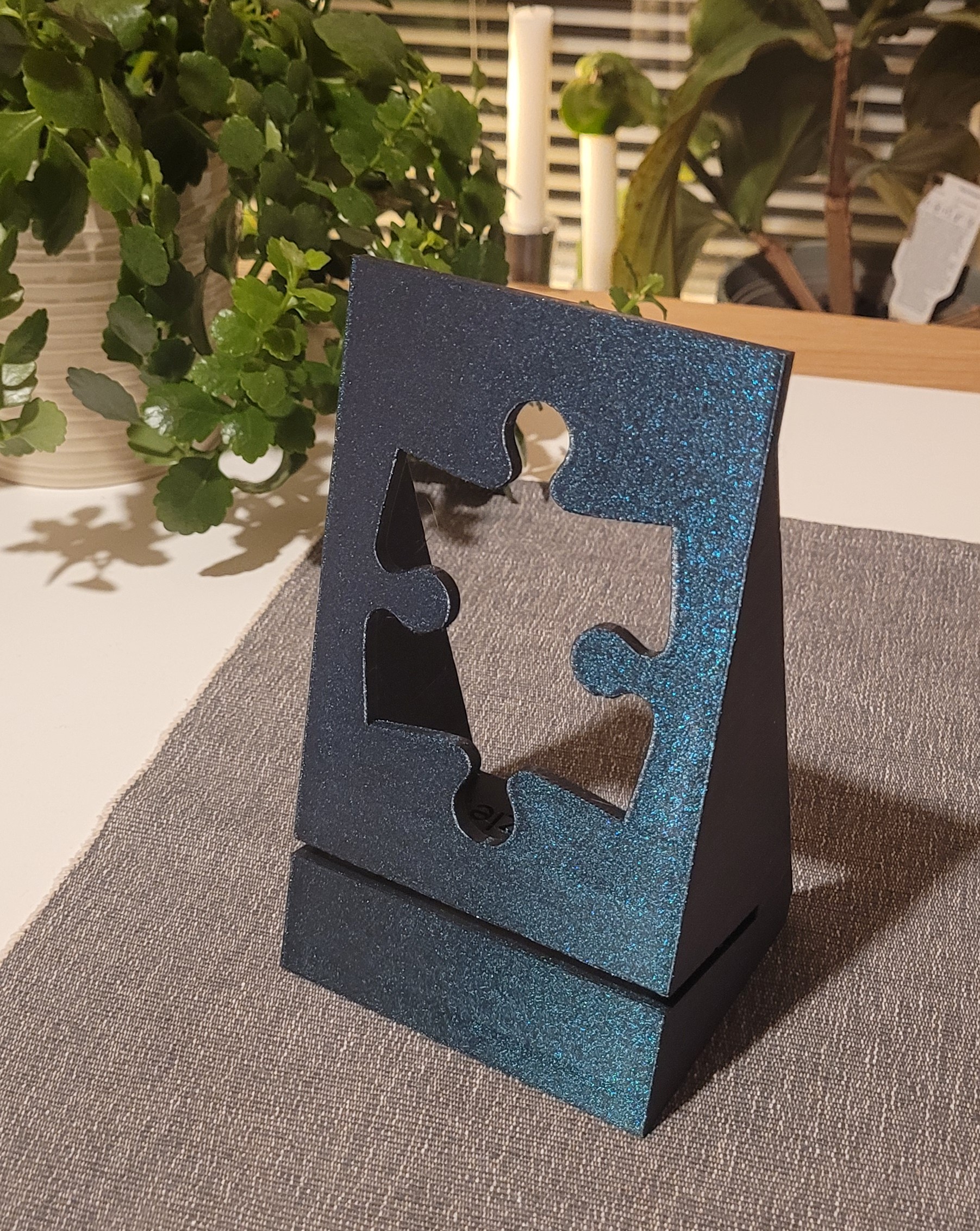 Puzzle Box Lid Holder