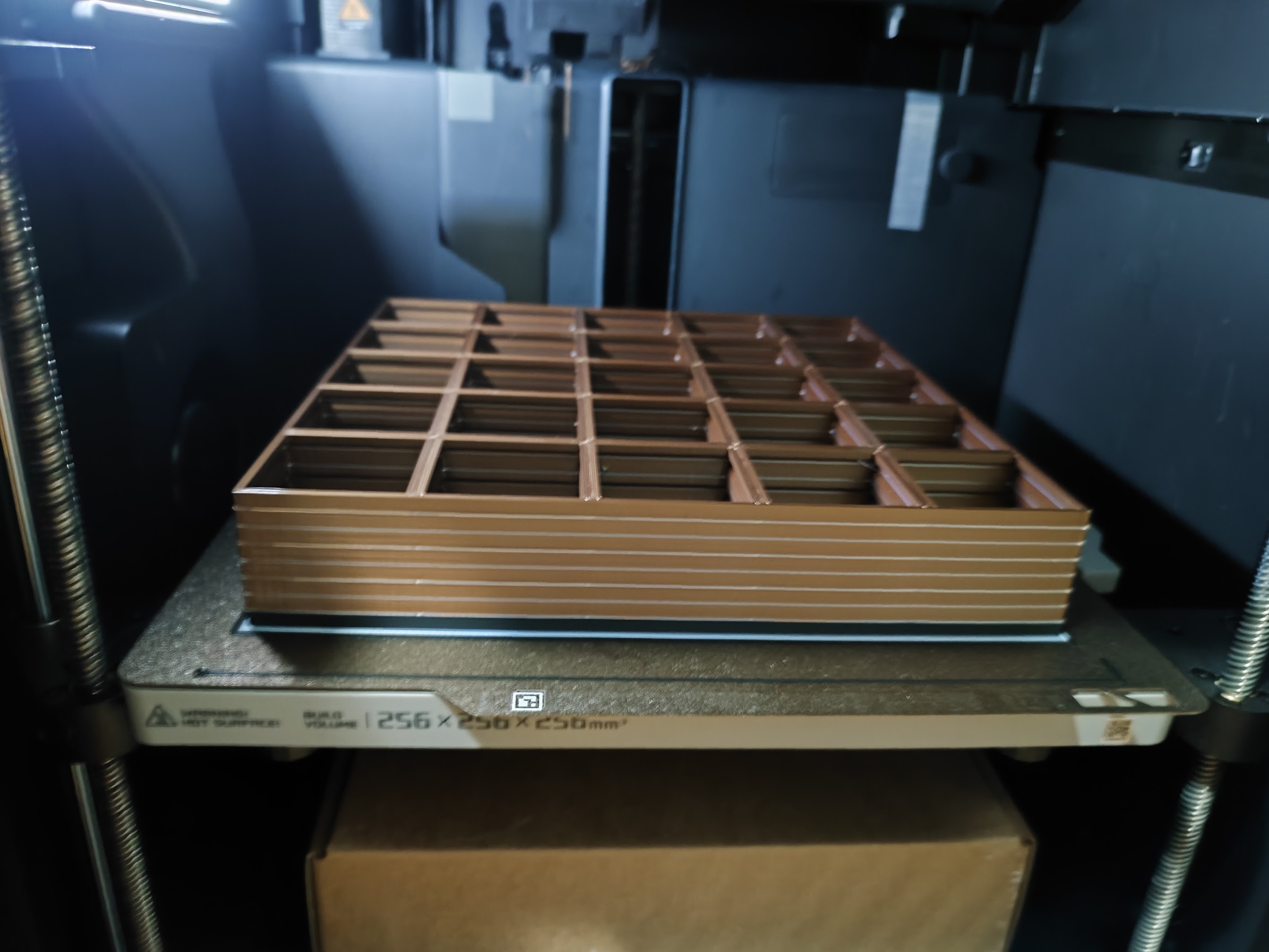 Gridfinity Baseplate Stack 8-high for Bambu with AMS — miniatura 2