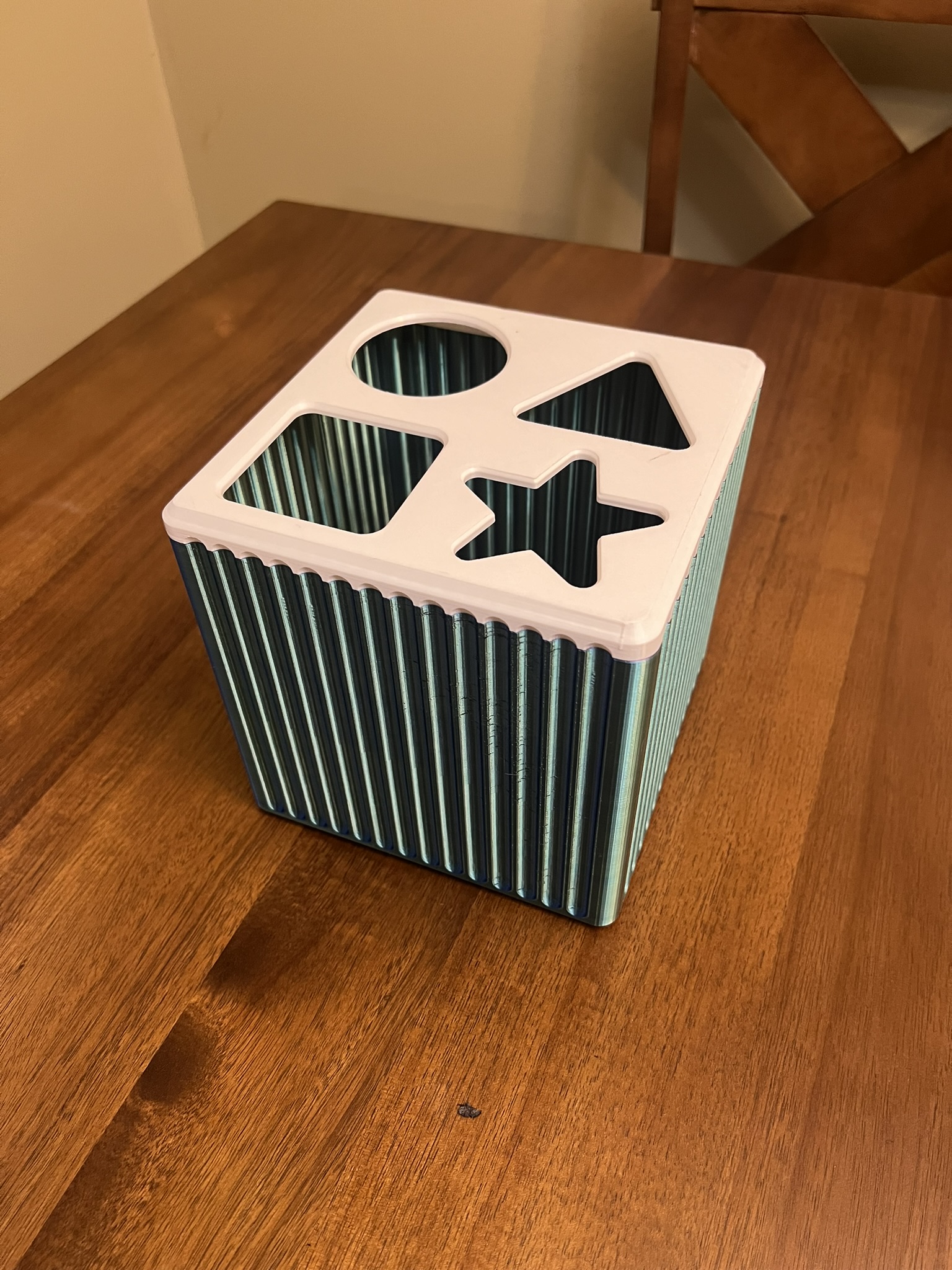 Miniatura 3 do modelo 3D Shape Sorting Toy