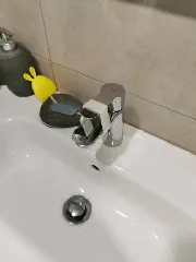 Seguro para grifo de baño