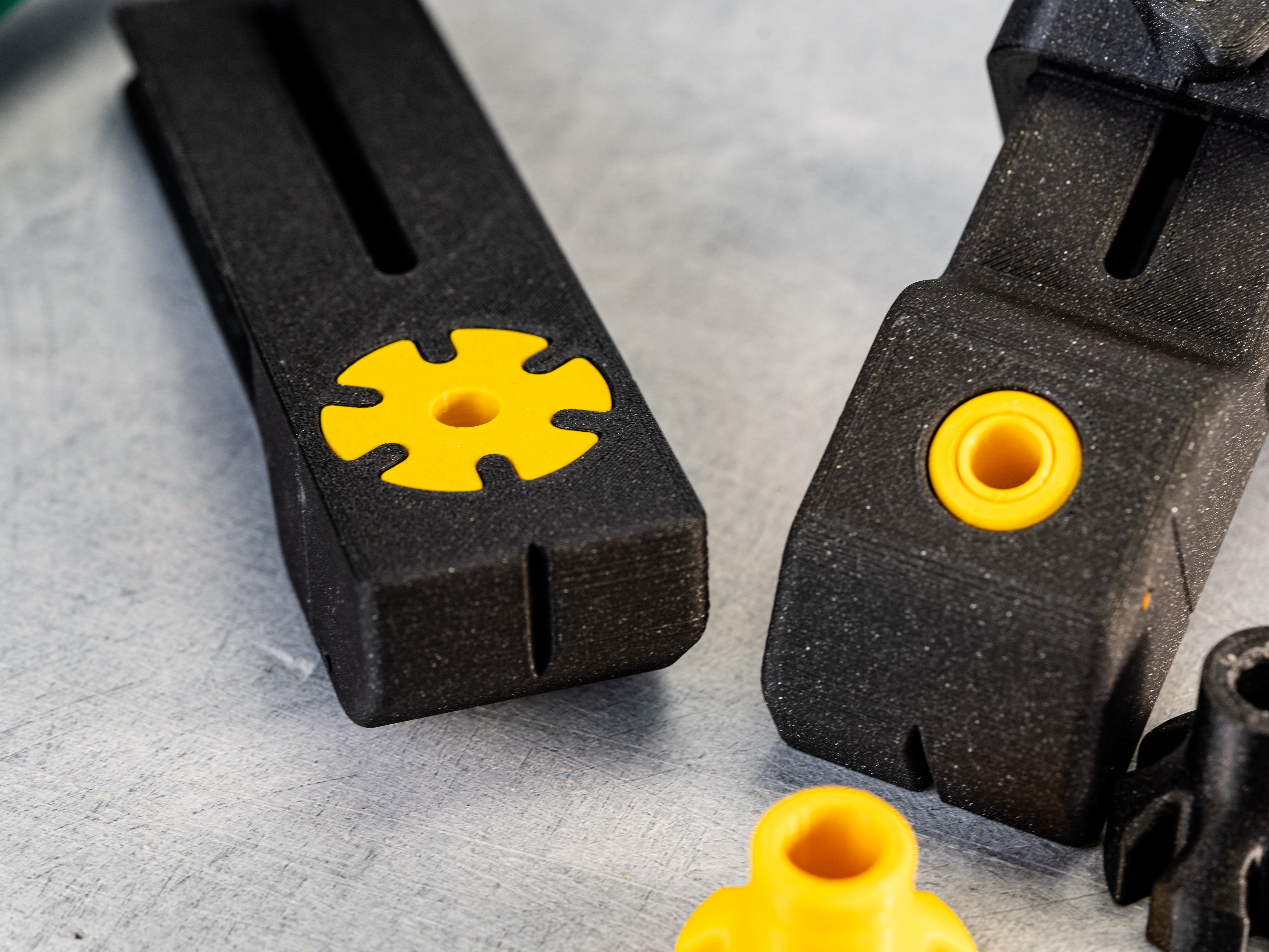 Adjustable Drill guide with stop and replaceable guide elements — thumbnail 14
