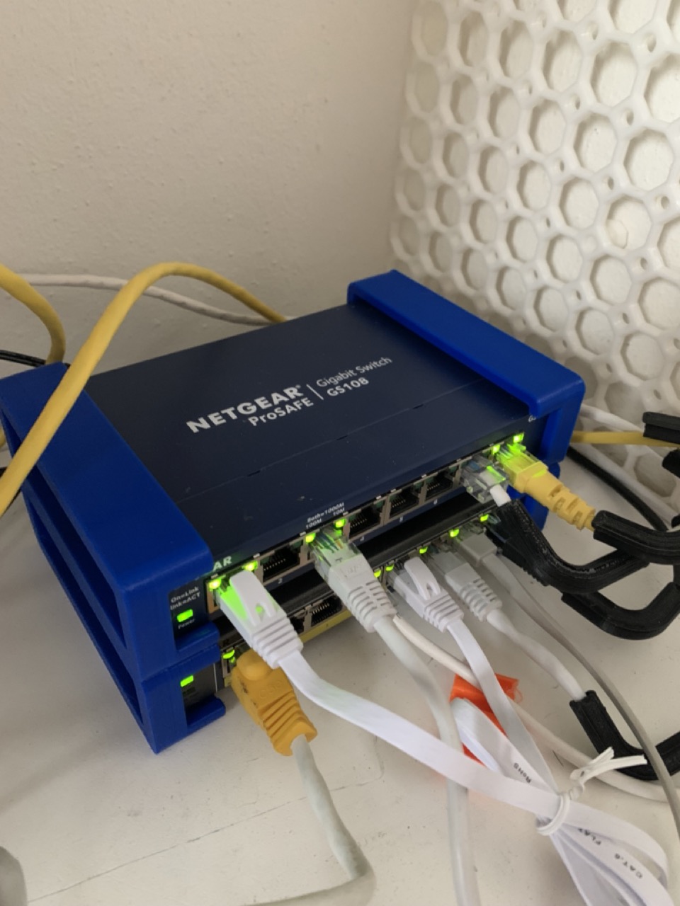 Netgear Multiboard Brackets Stack for 2x GS108 switches