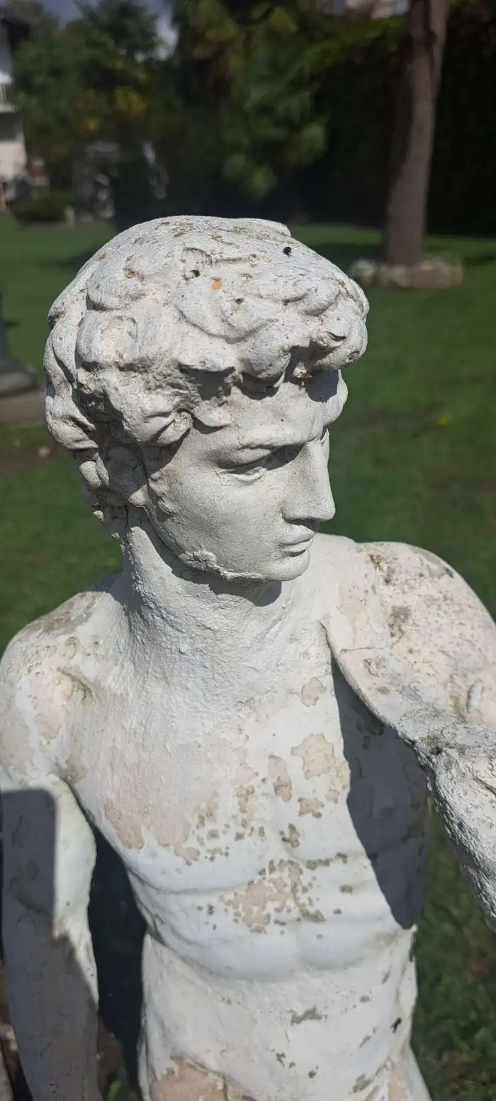 Davide