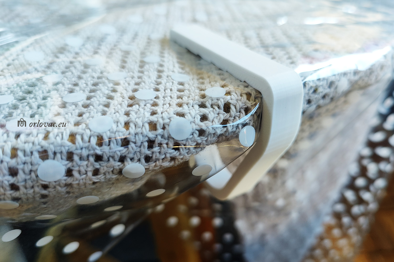 Miniatura 2 do modelo 3D Tablecloth Clip