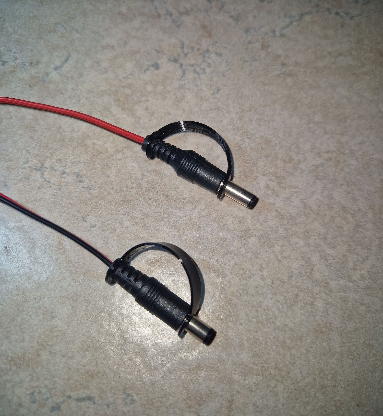 DC connector pull helper — miniatura 3