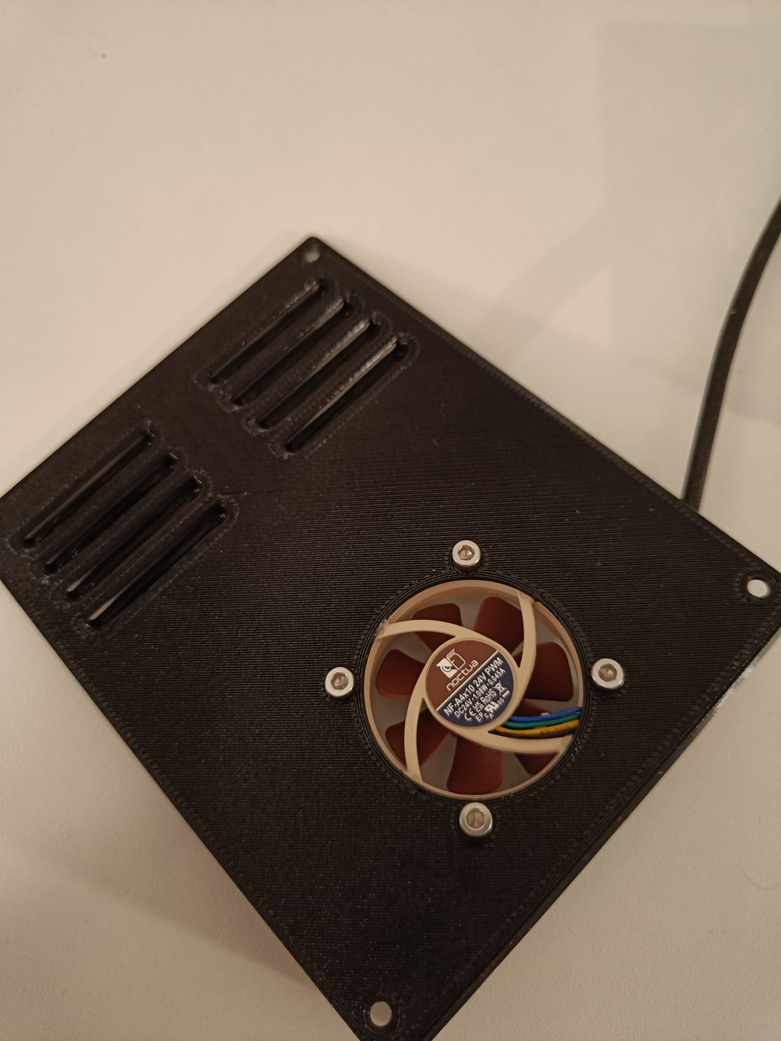 Prusa MK4 electronics box cover with fan inside — miniatura 6