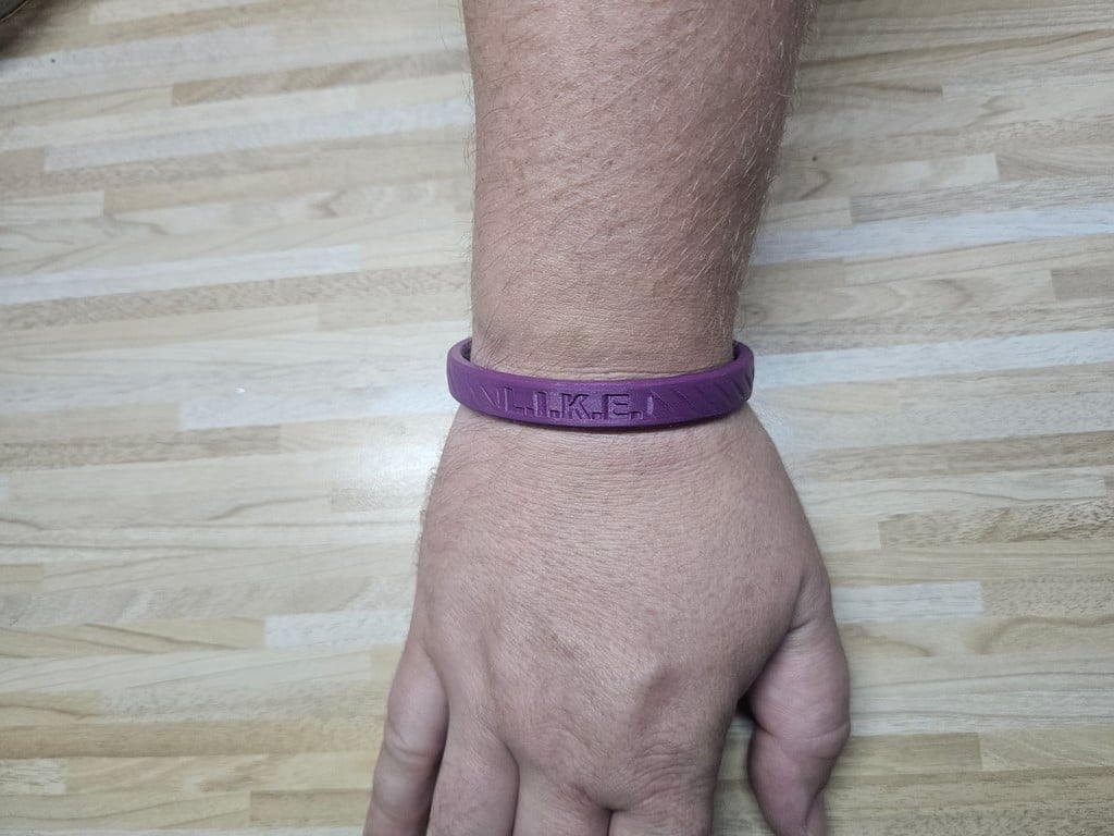Wrist Bracelet Parametric [Fusion 360]