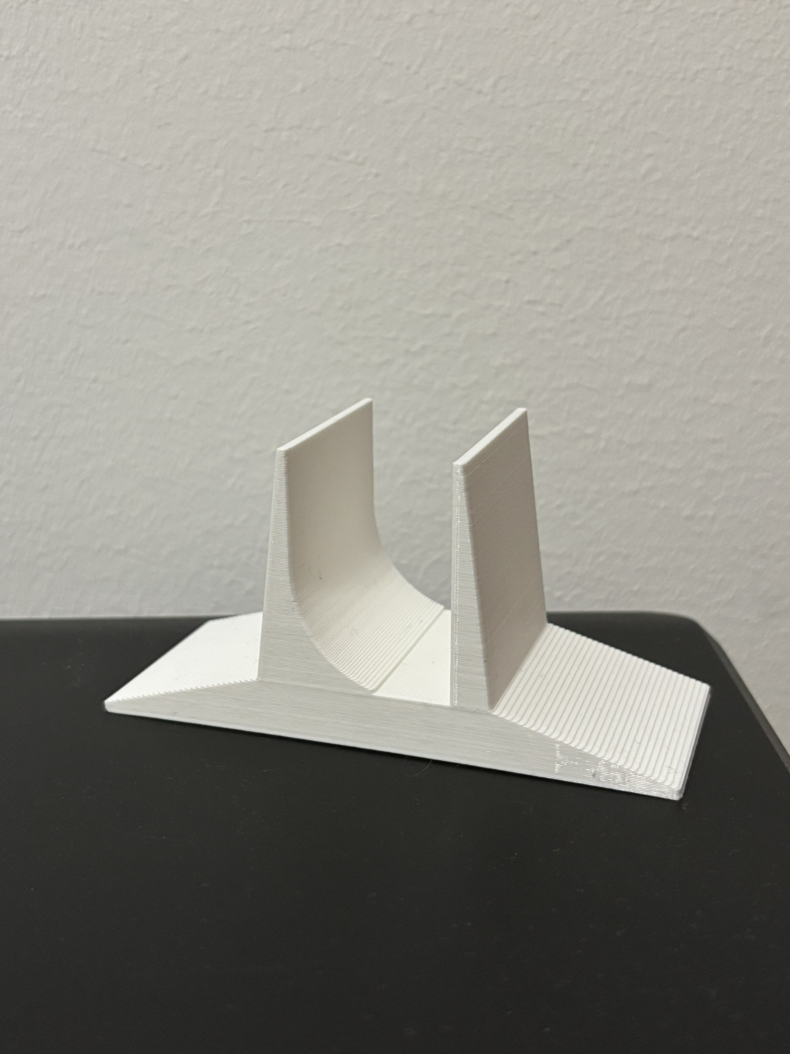 Notebook vertical stand