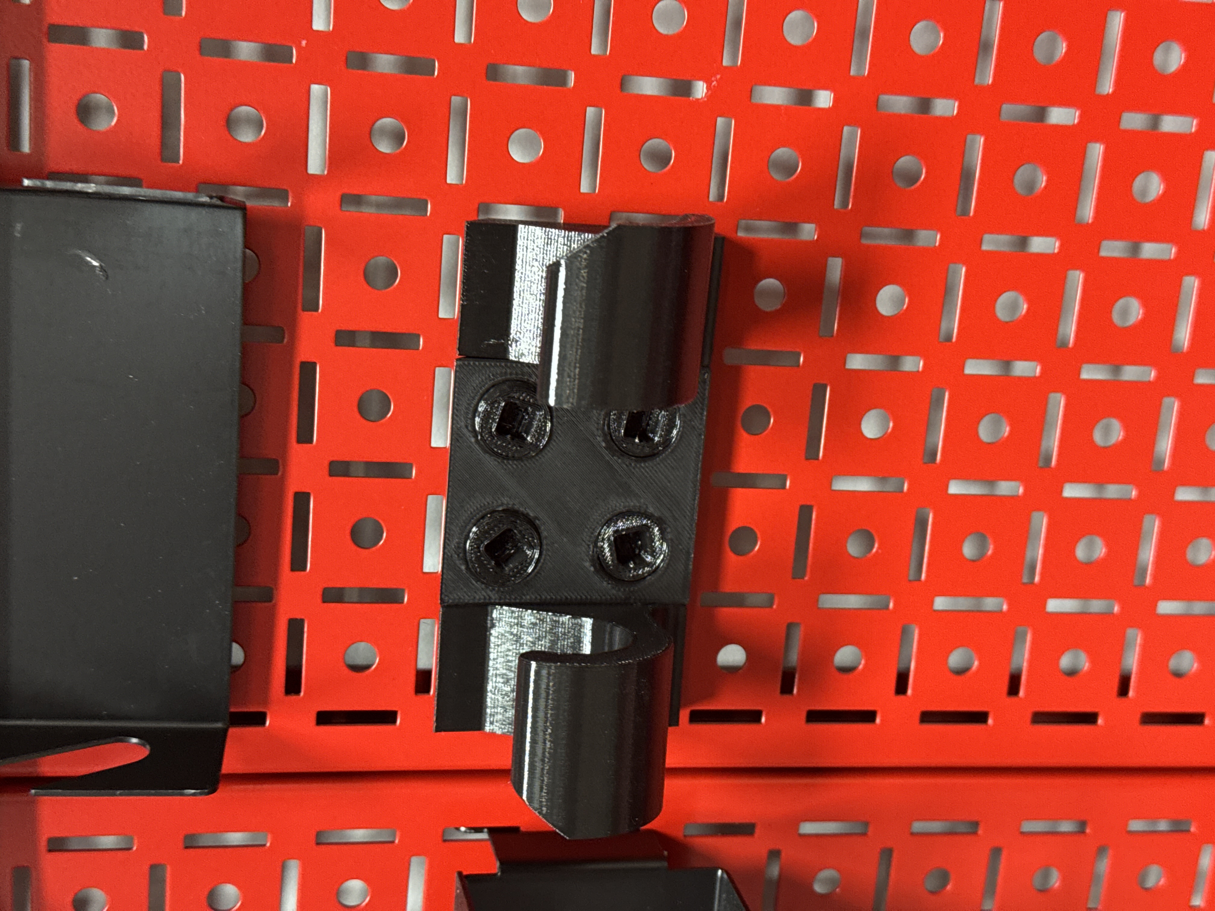 Omniwall Hook-Milwaukee M12 Compact Inflator