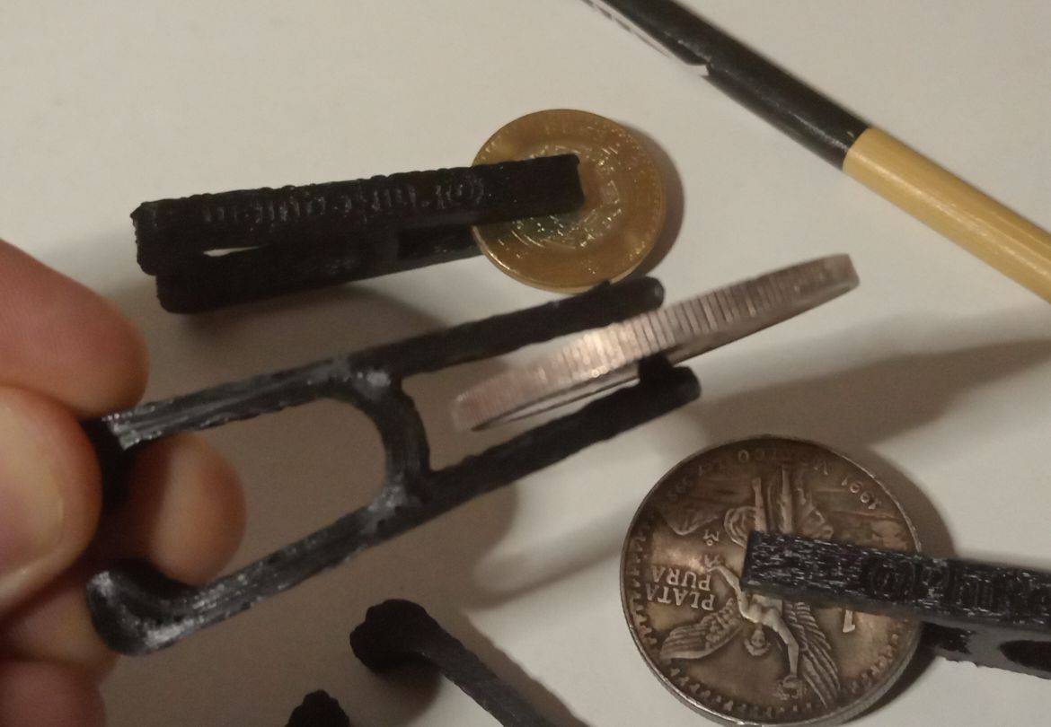Miniatura 2 do modelo 3D Coin Ping Test Holder