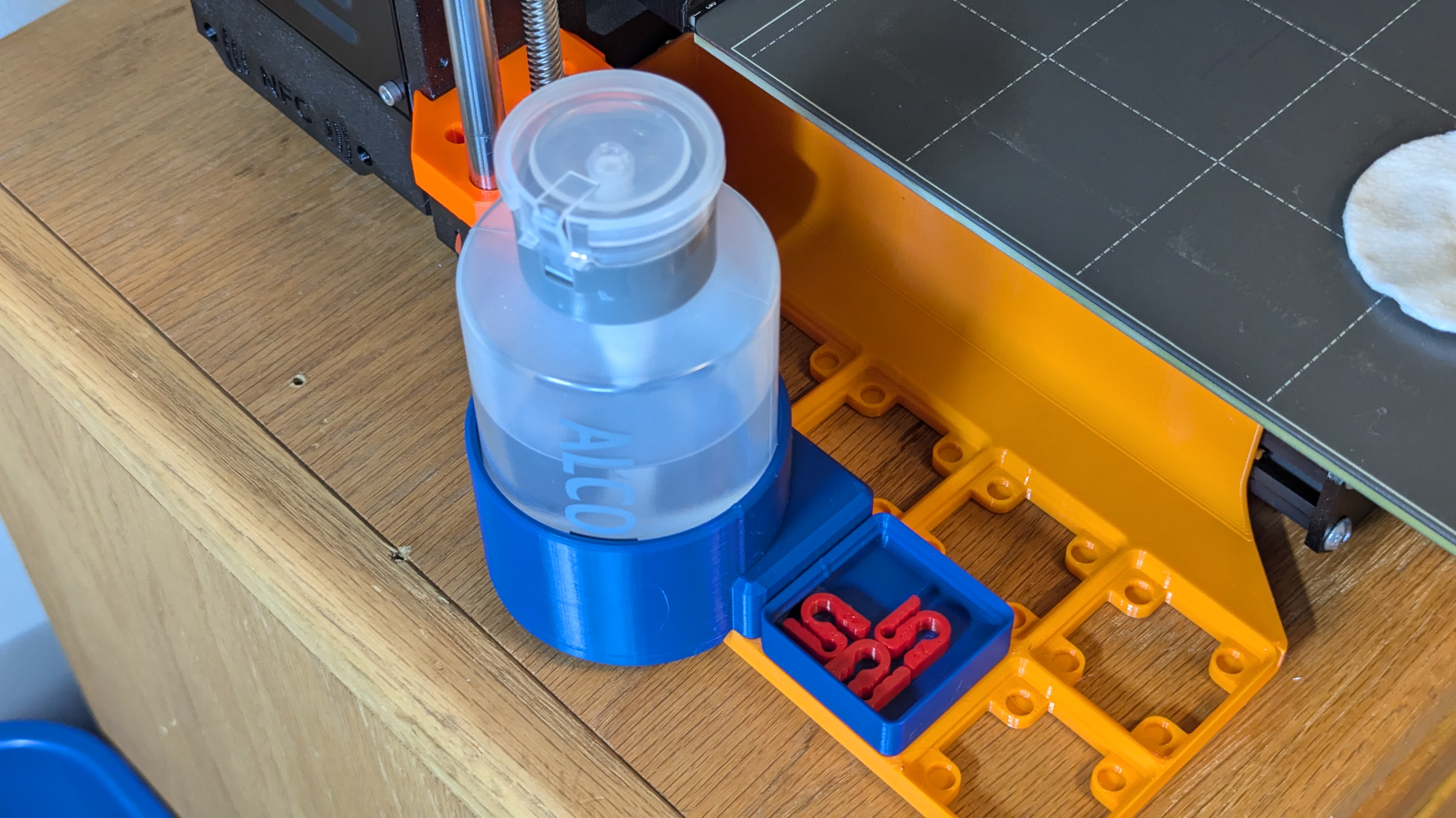 Gridfinity Alcohol Cleaning Stand — miniatura 2