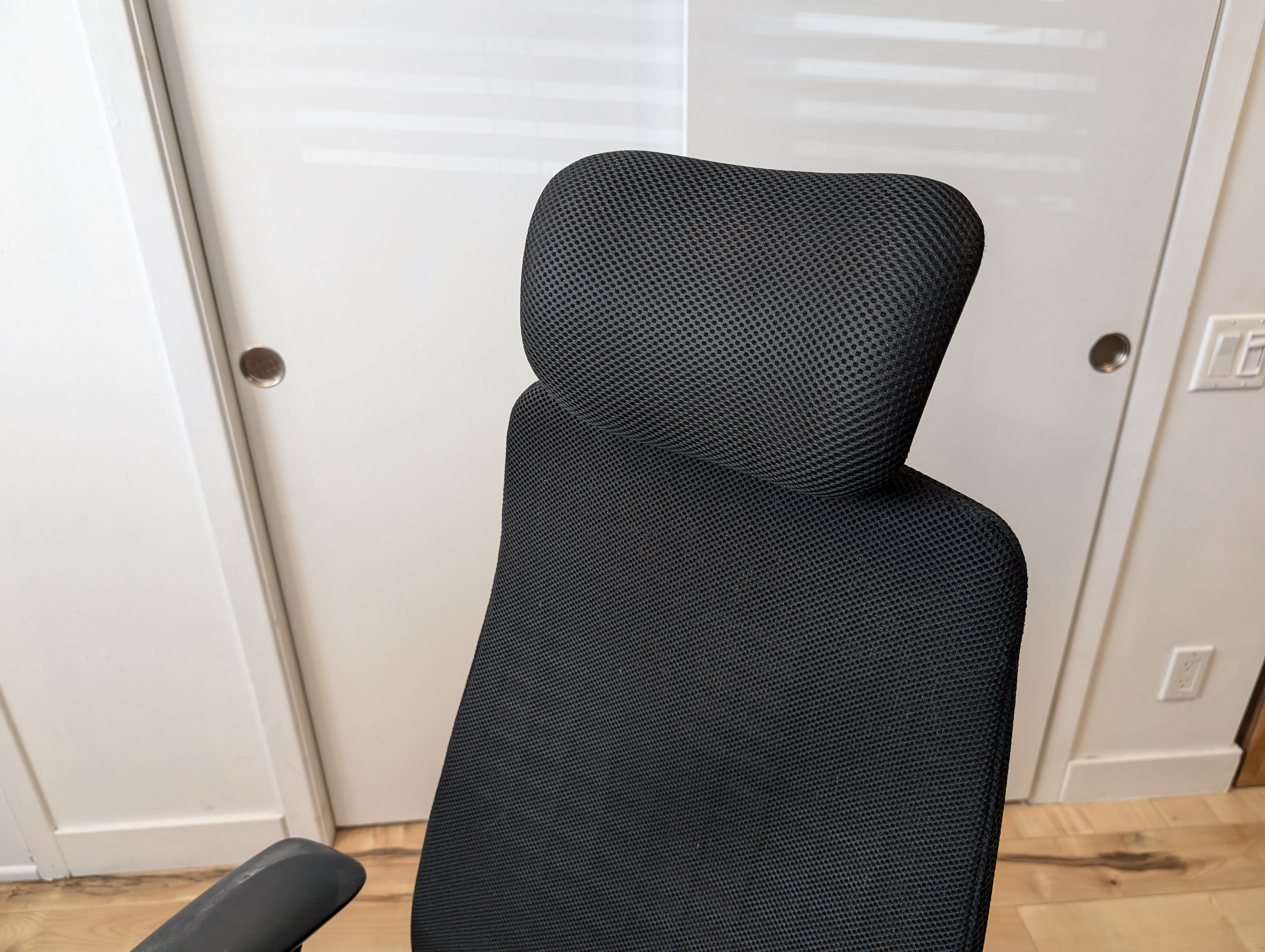 Haworth Fern Headrest Adapter (Amazon) — miniatura 2