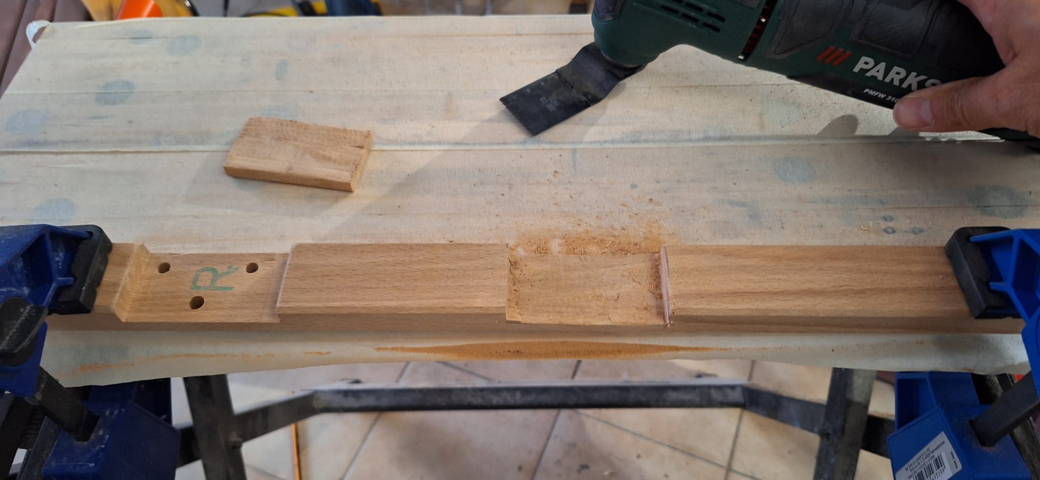 IKEA Sniglar Changing table Drilling tool