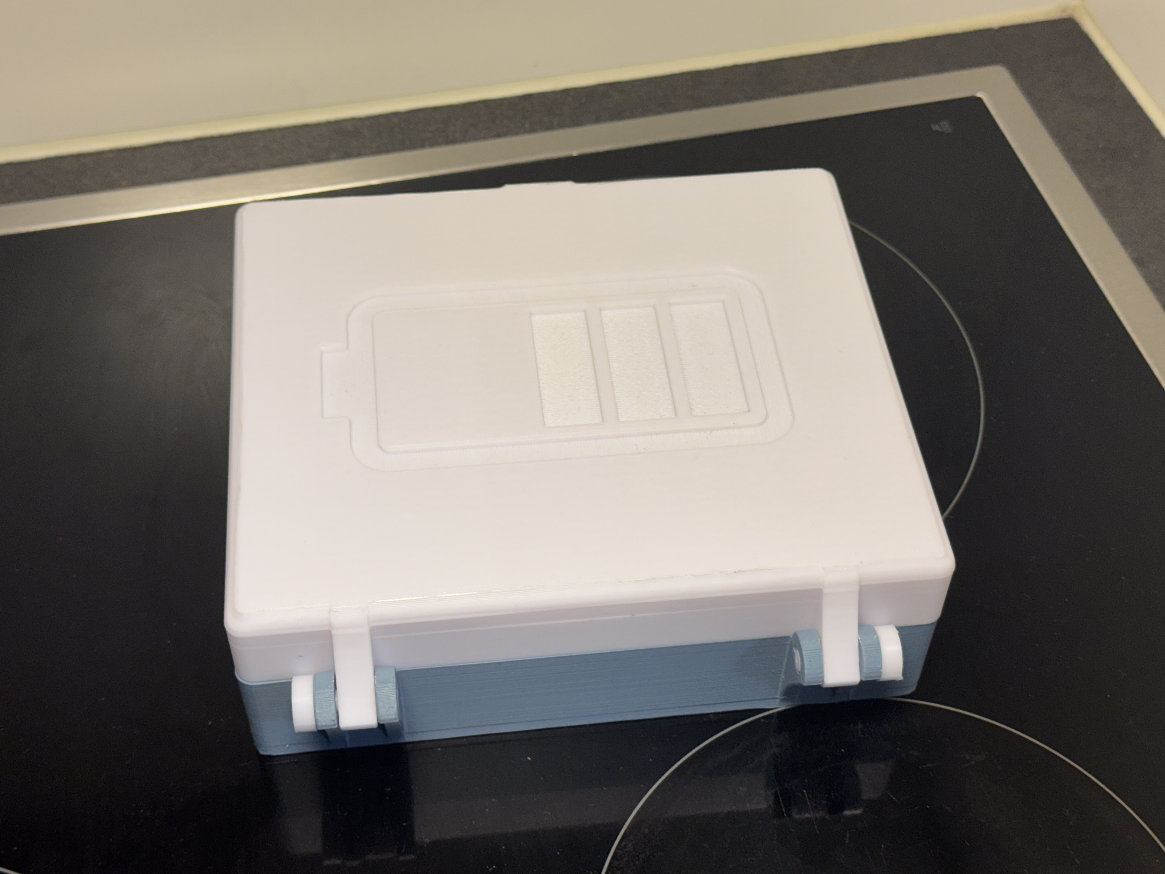 Miniatura 4 do modelo 3D Battery Box
