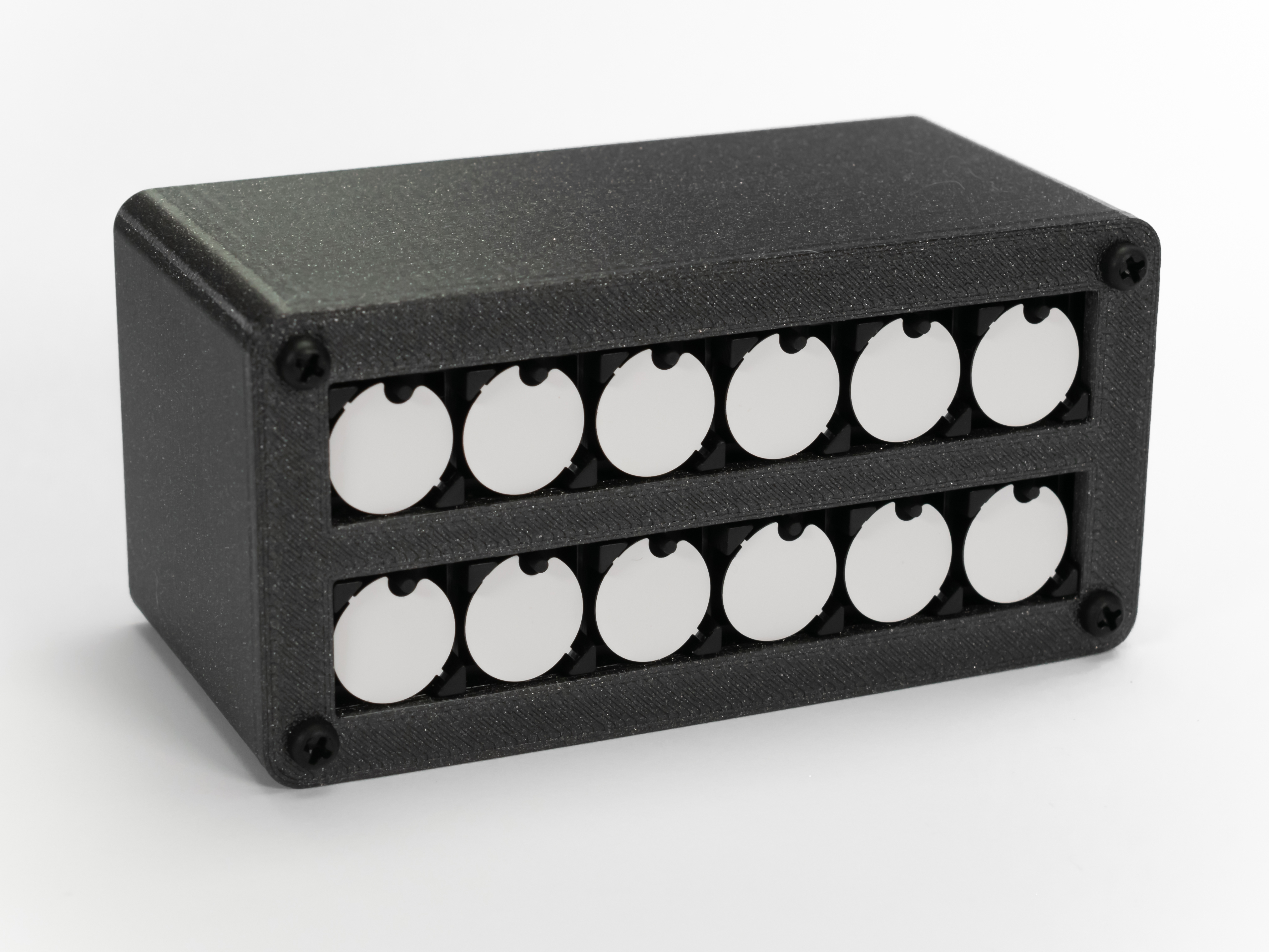Miniatura 6 do modelo 3D No.1 - 3D Printed Casing for Flip-disc Binary Clock