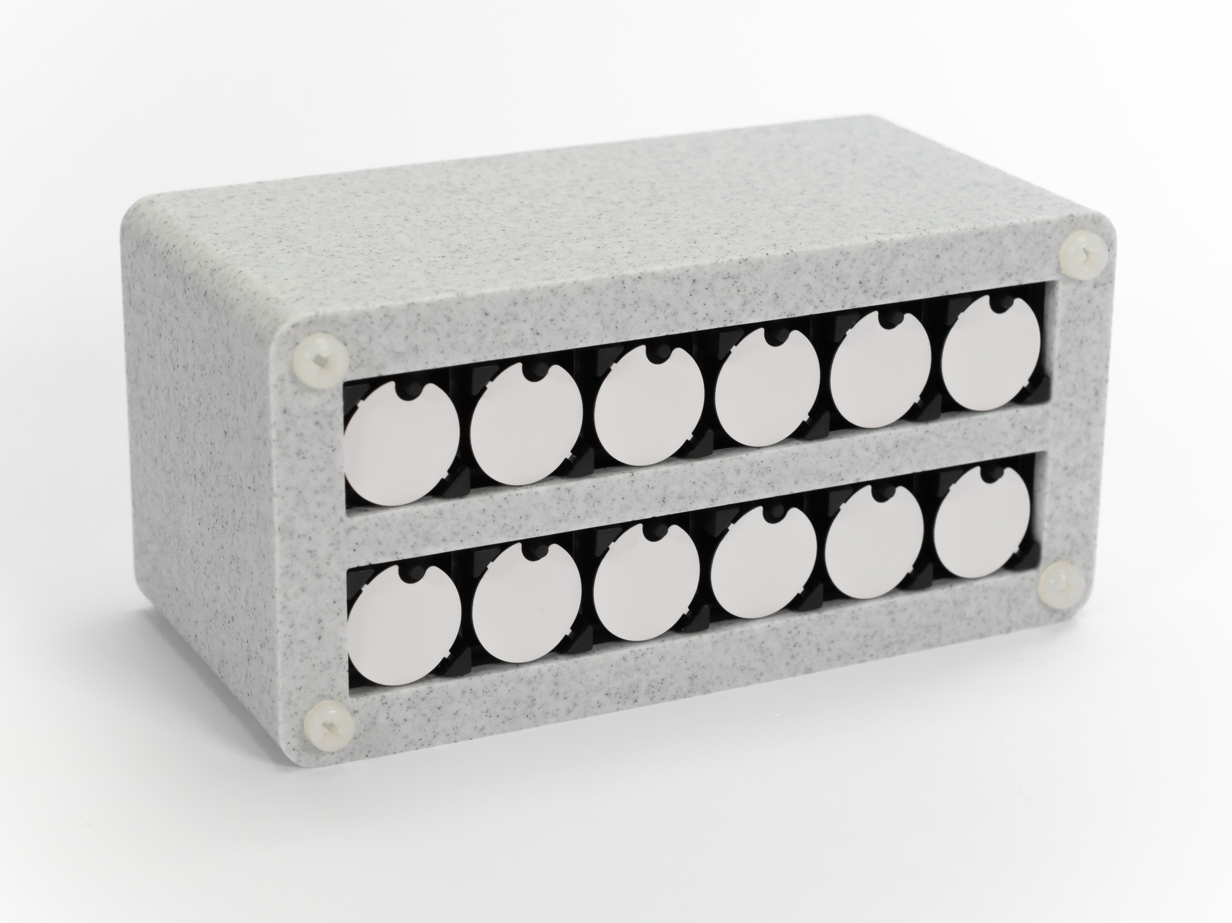 Miniatura 3 do modelo 3D No.1 - 3D Printed Casing for Flip-disc Binary Clock