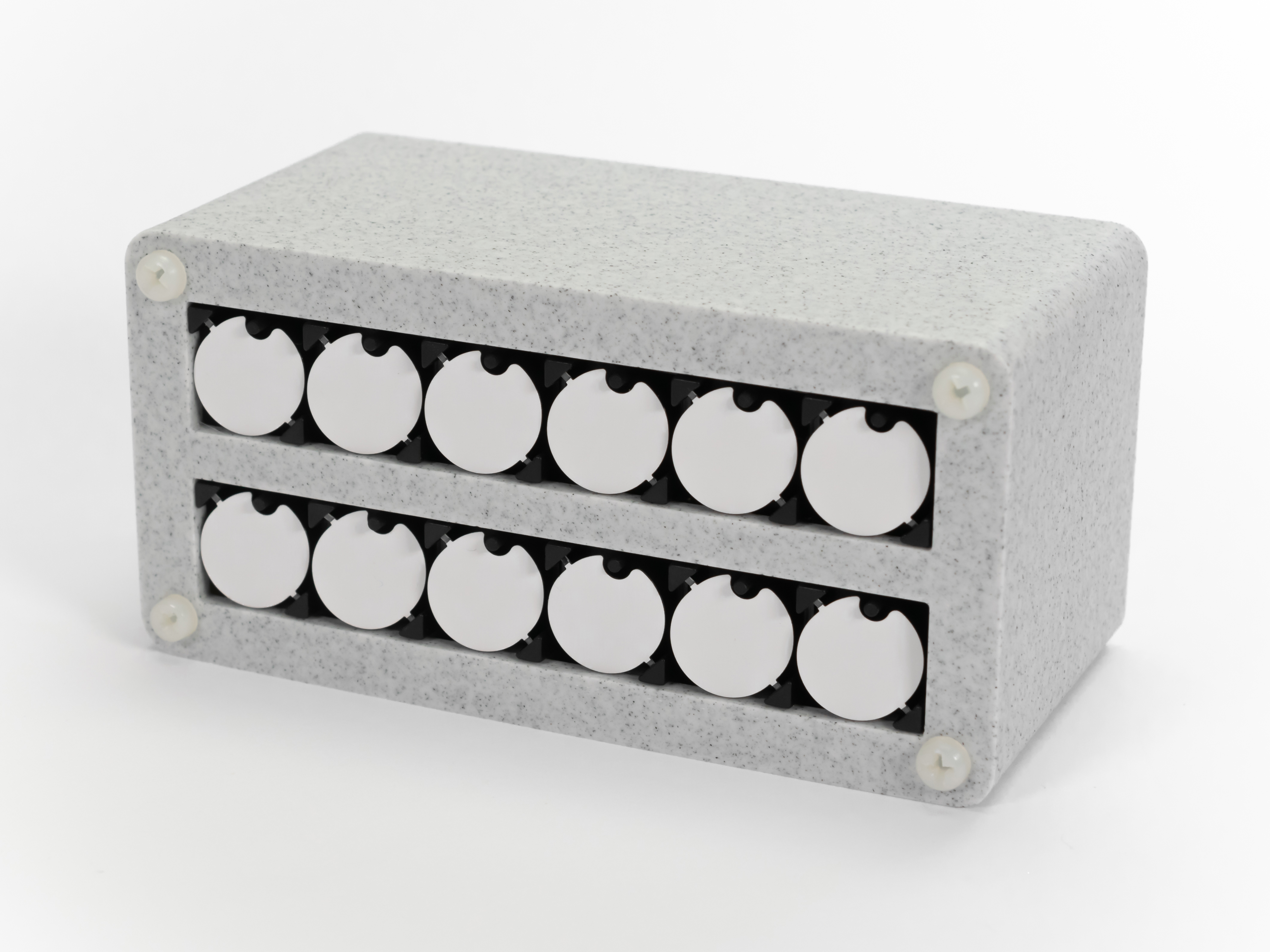 Miniatura 9 do modelo 3D No.1 - 3D Printed Casing for Flip-disc Binary Clock
