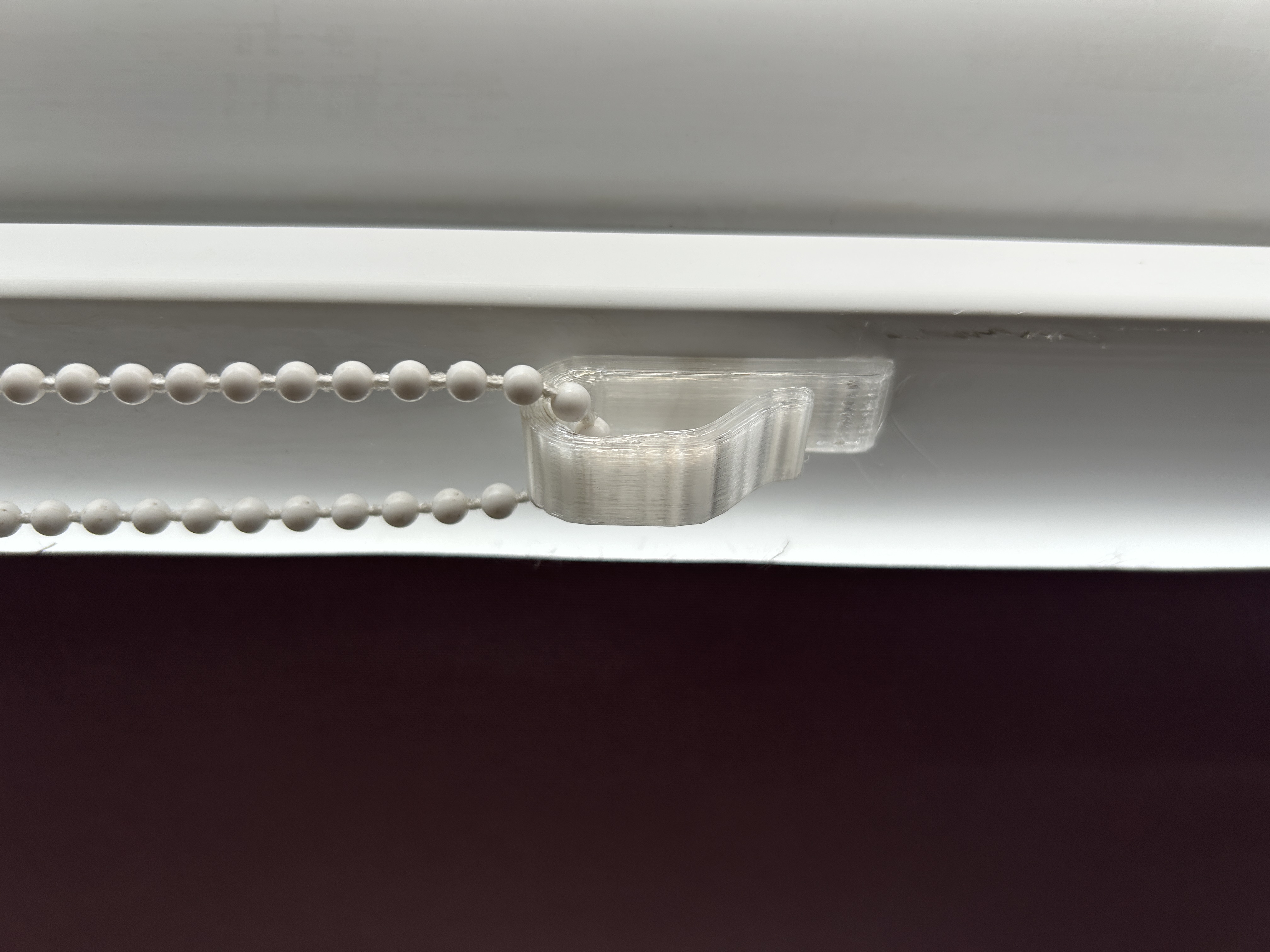 Сable curtain holder