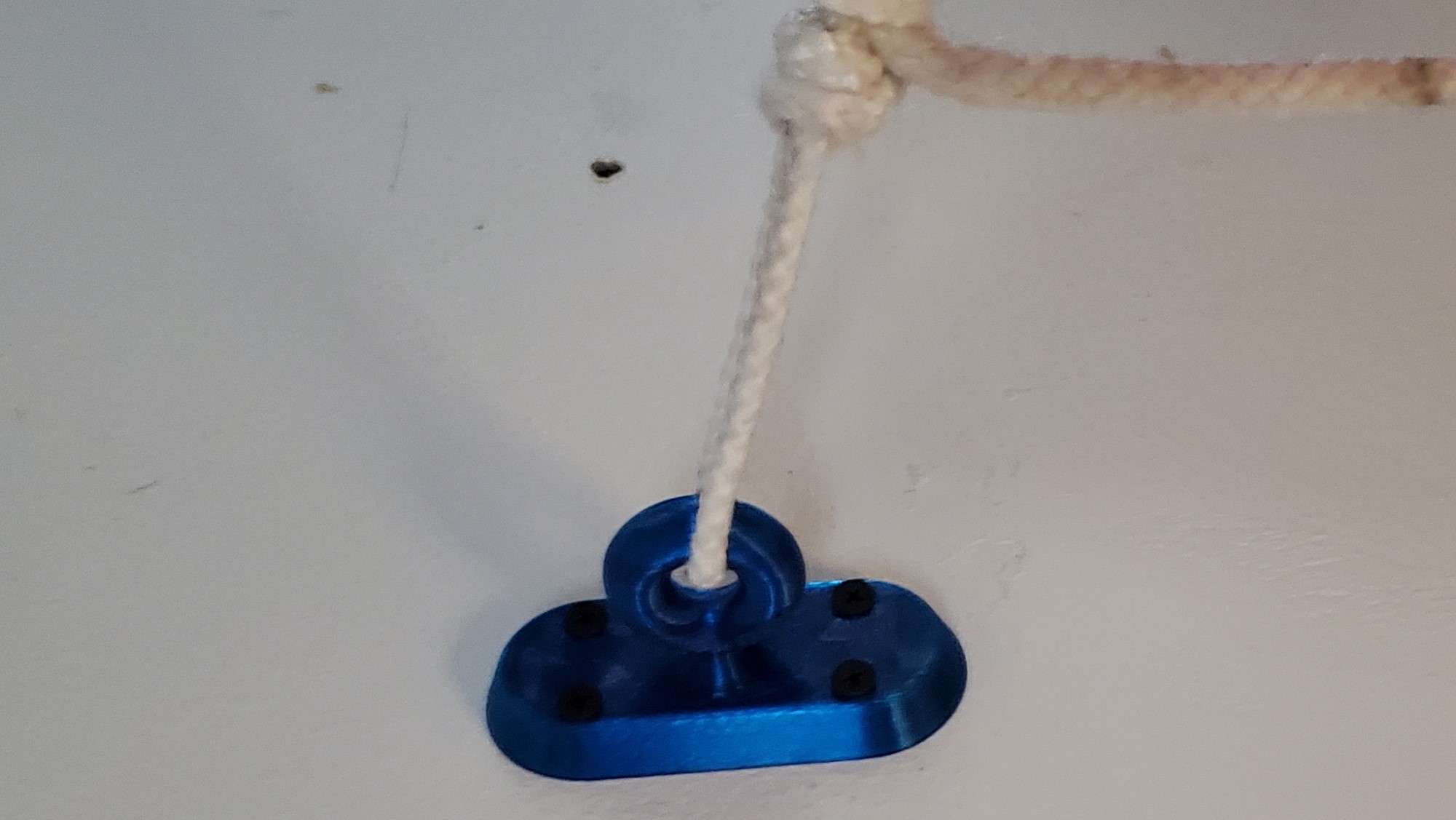 Static Indoor Clothesline Mount — thumbnail 2