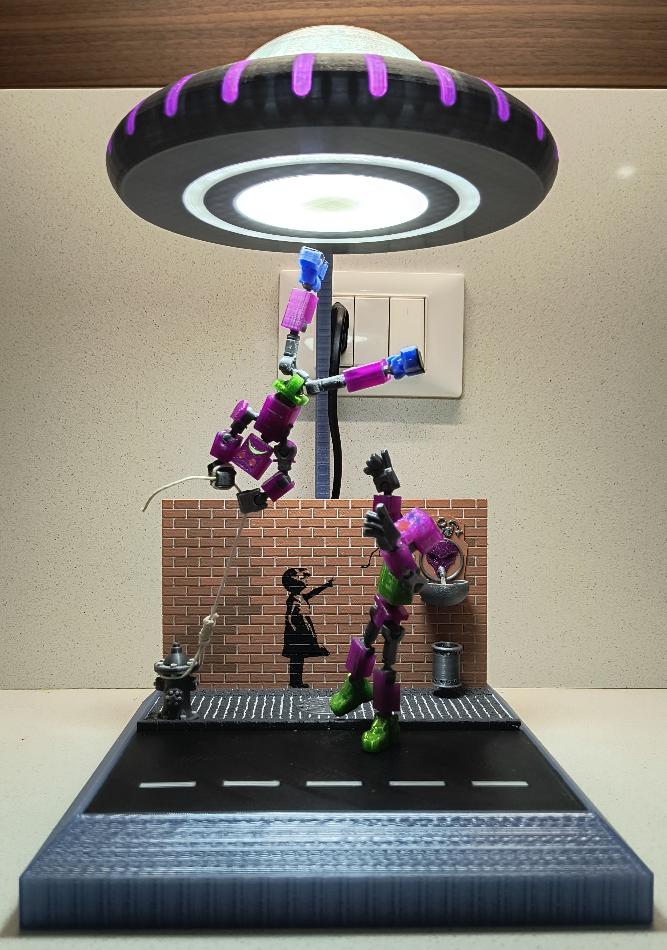 Ufo Abduction Diorama Lamp!