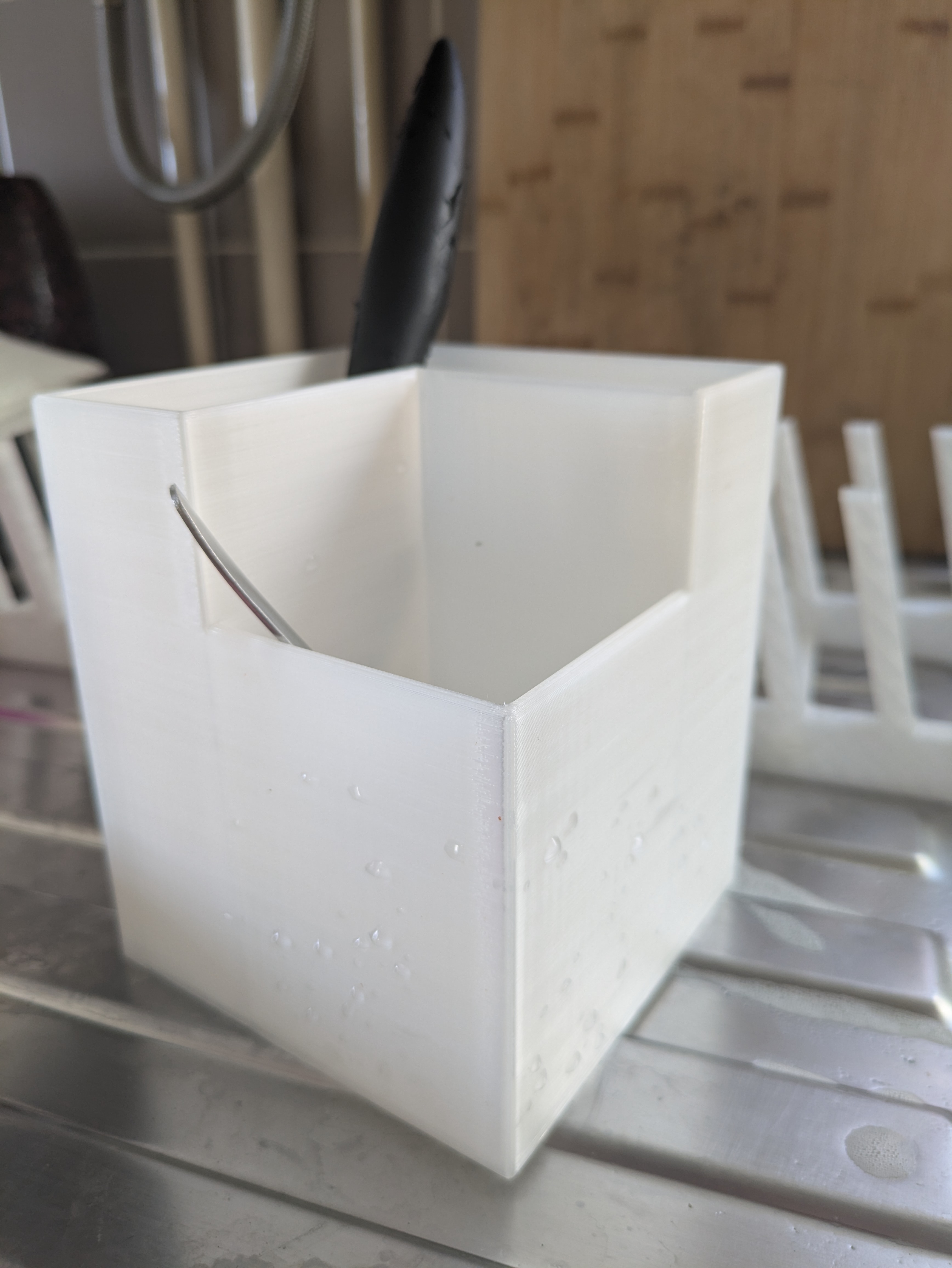 Cutlery holder/Organiser