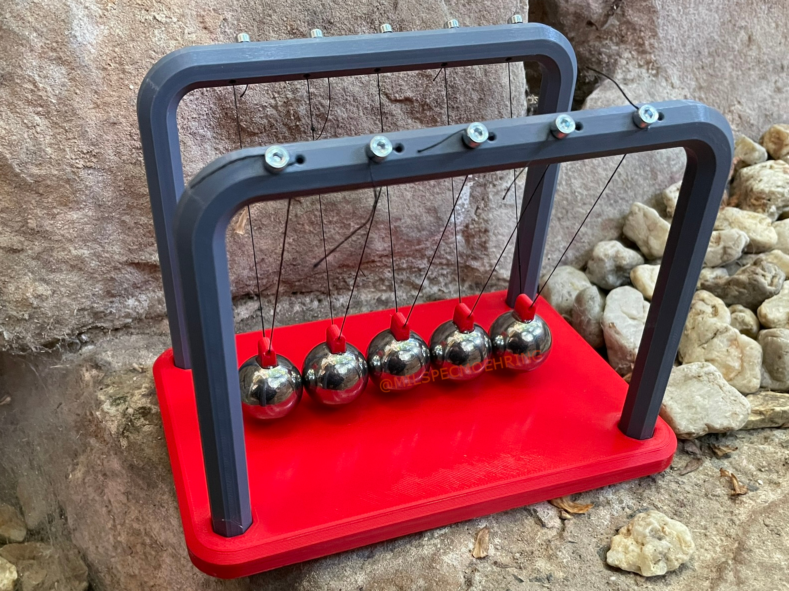 Newton's Cradle