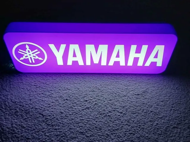 Yamaha USB LED lamp/Lightbox