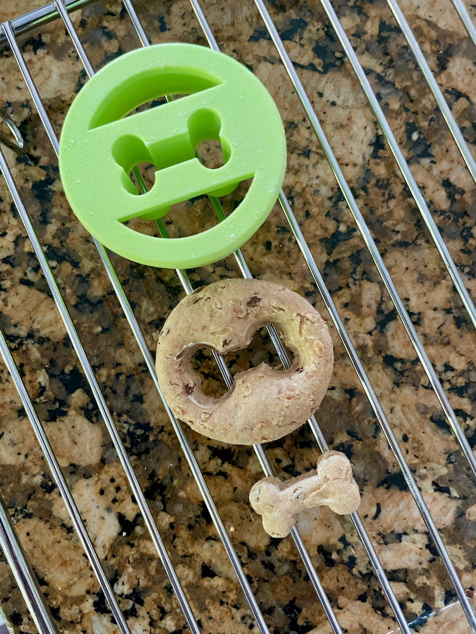 Circle Cookie Cutter with Dog Bone Cut Out
