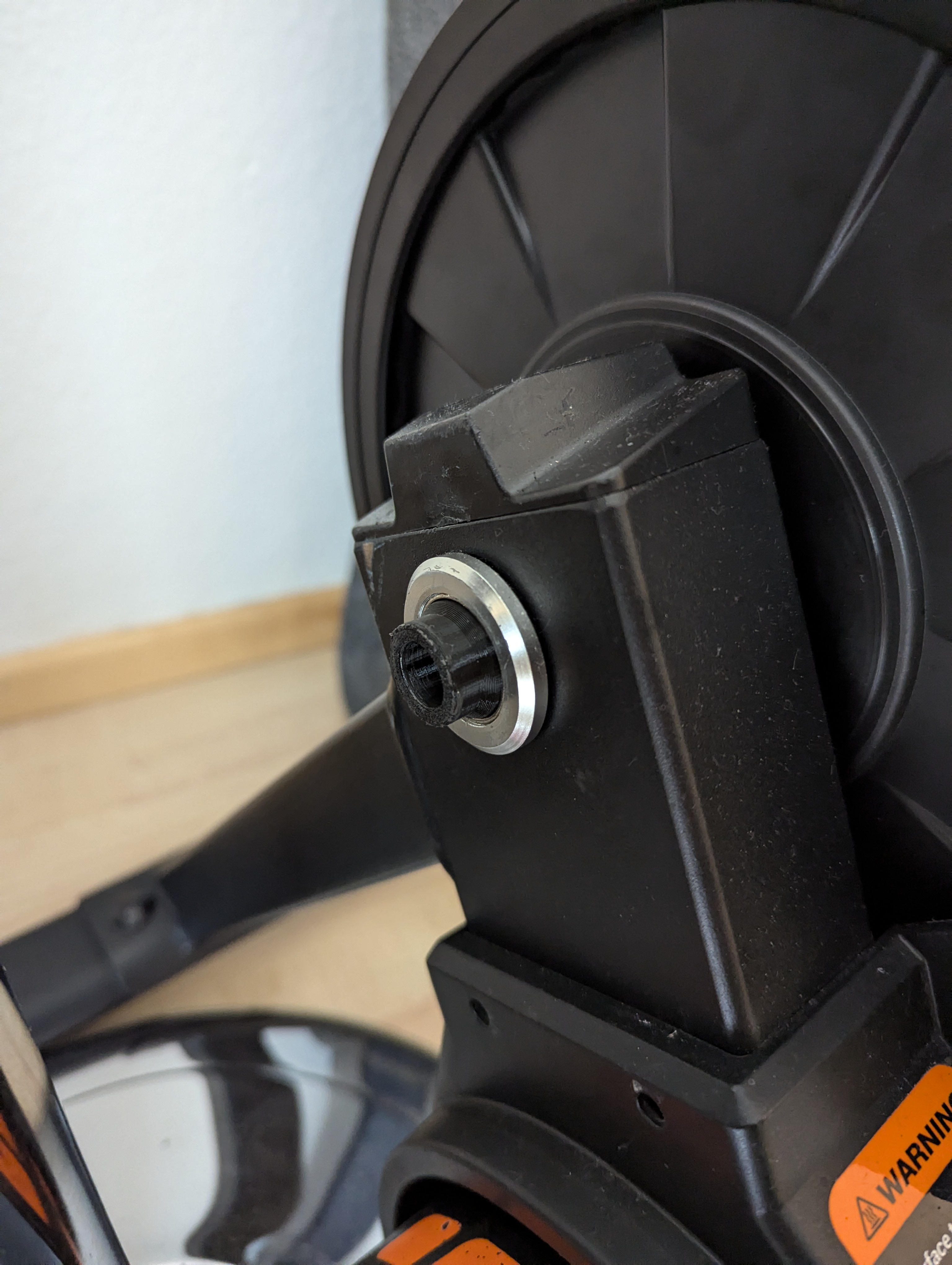 Jetblack Volt Thru Axle Adapter