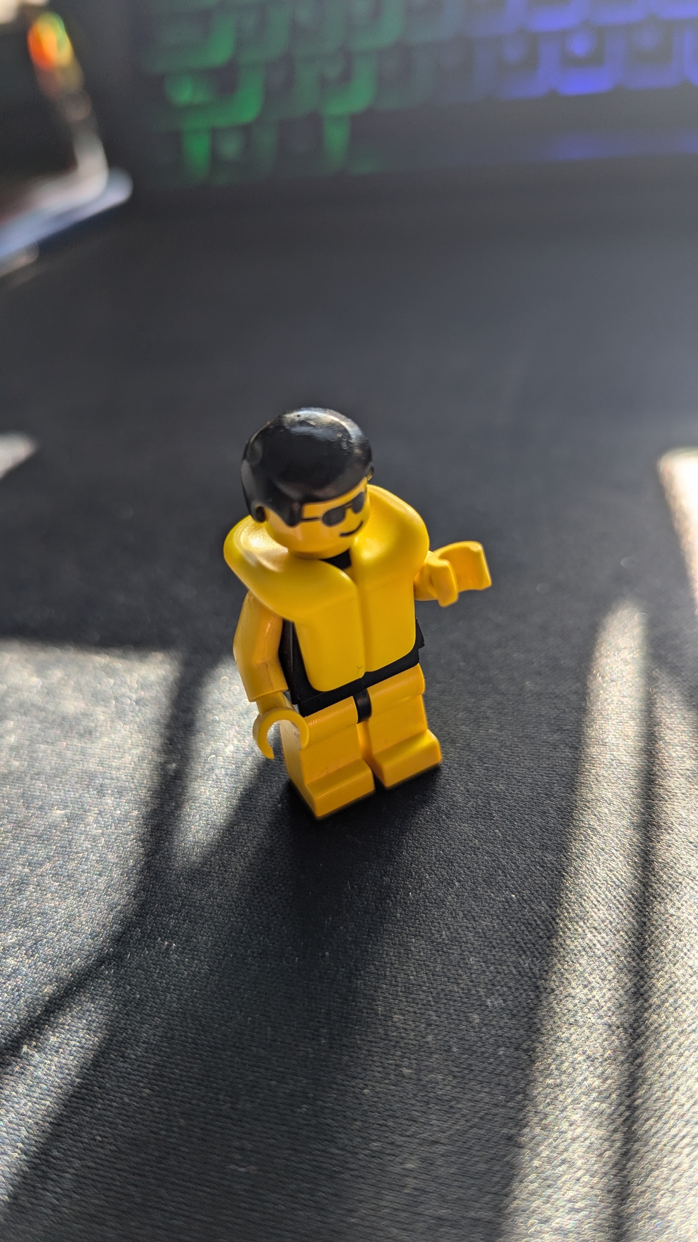 Lego minifigure life jacket 10:1