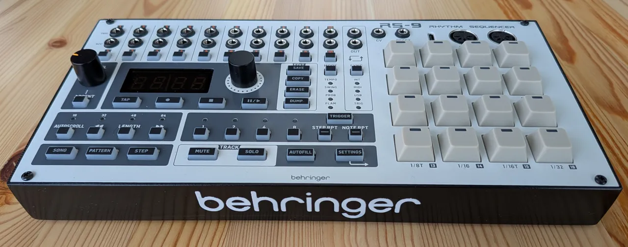 Behringer RS-9 Sequencer Case by Markus Lang | Download free STL